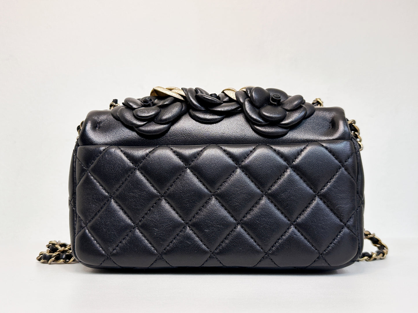 Chanel Mini Metallic Lambskin Quilted Camellia Flap Bag Black Gold 2479 holo card