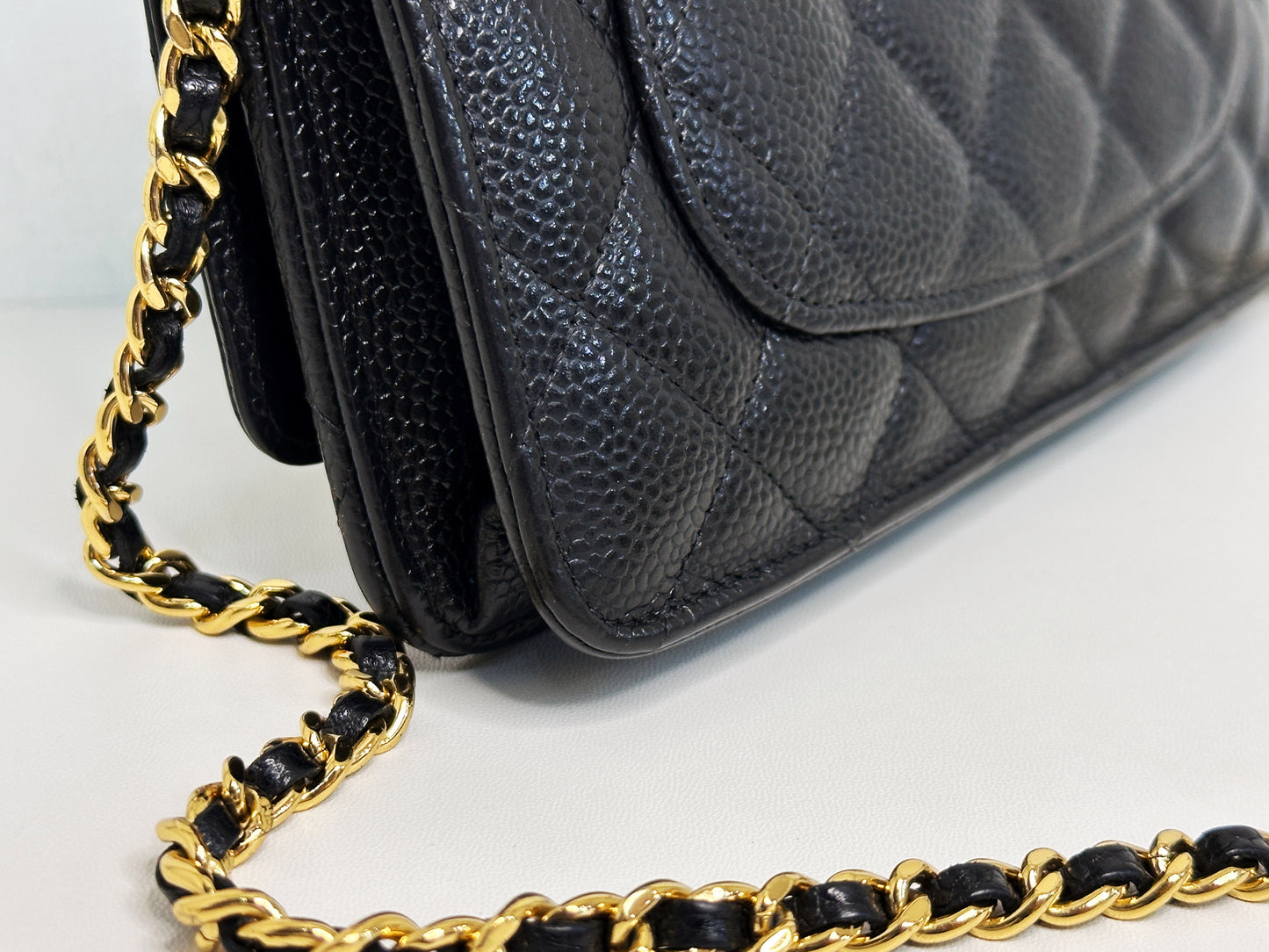 Chanel Classic Wallet on Chain Caviar Black GHW 2859 Holo card