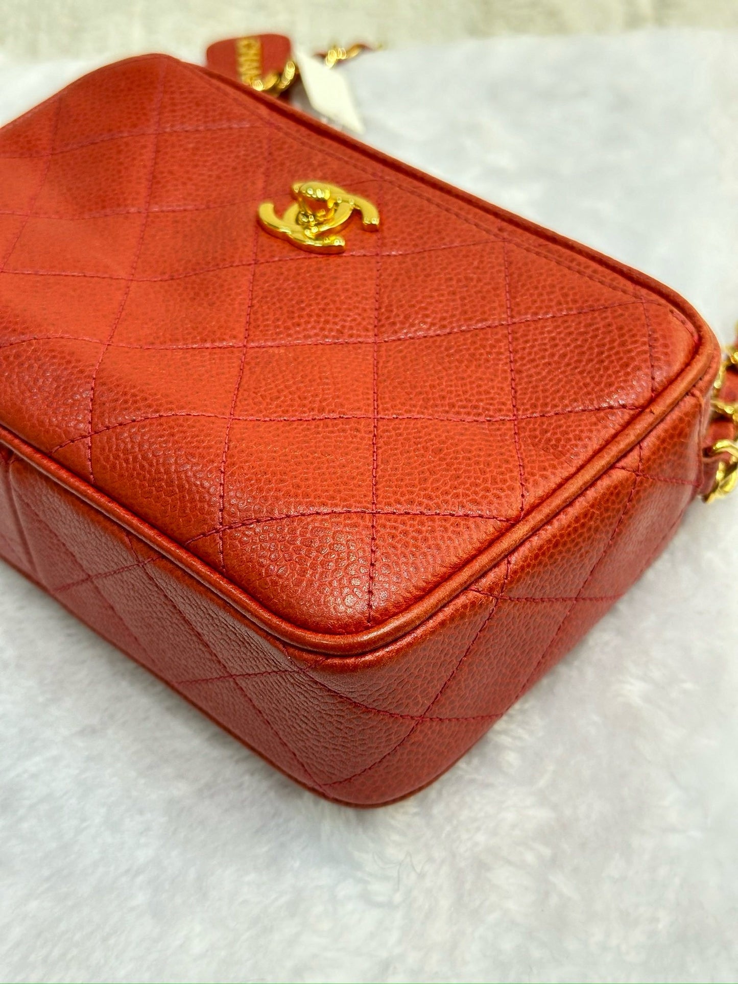 Chanel Caviar Quilted Camera Case Red