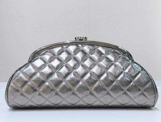 CHANEL Metallic Aged Calfskin Quilted Timeless Clutch Silver