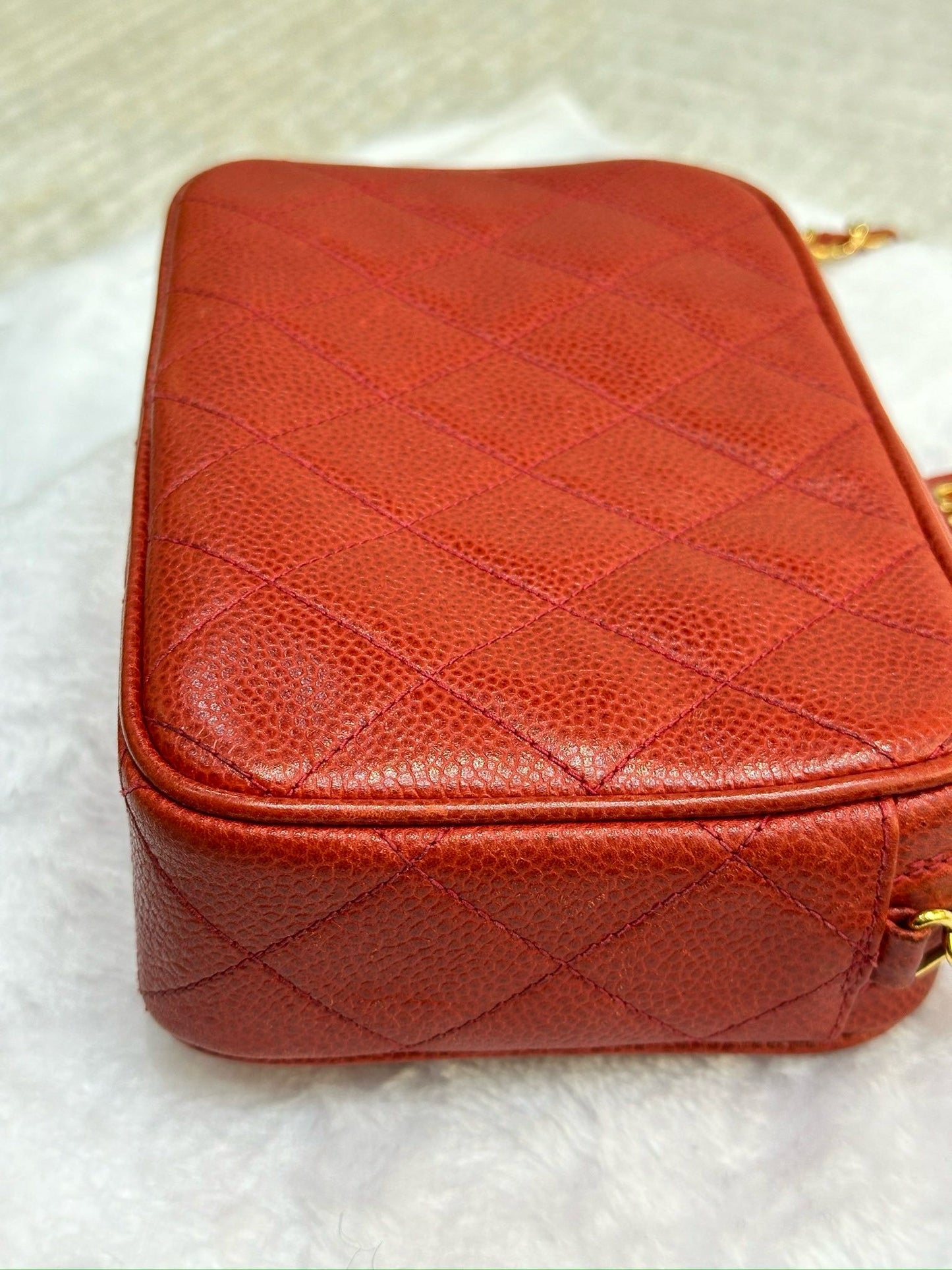 Chanel Caviar Quilted Camera Case Red