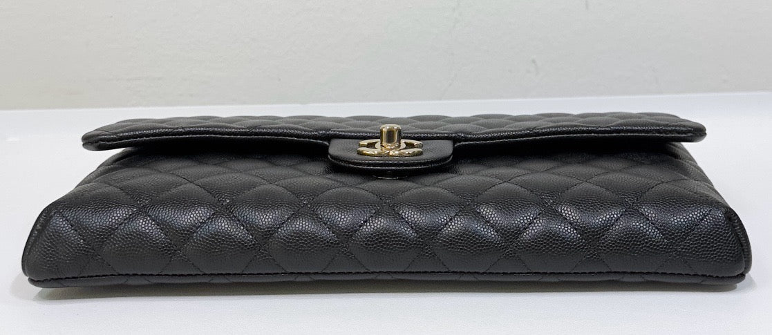 Chanel Quilted Caviar Classic Clutch Black GHW