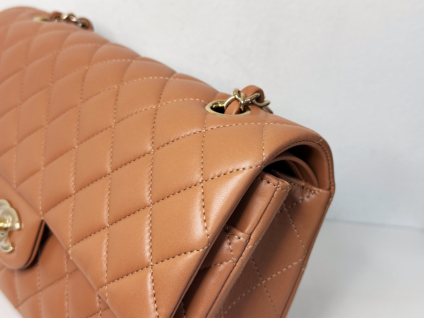 Chanel 21P Caramel Medium Lambskin Classic Double Flap Bag LGHW 3102 holo card