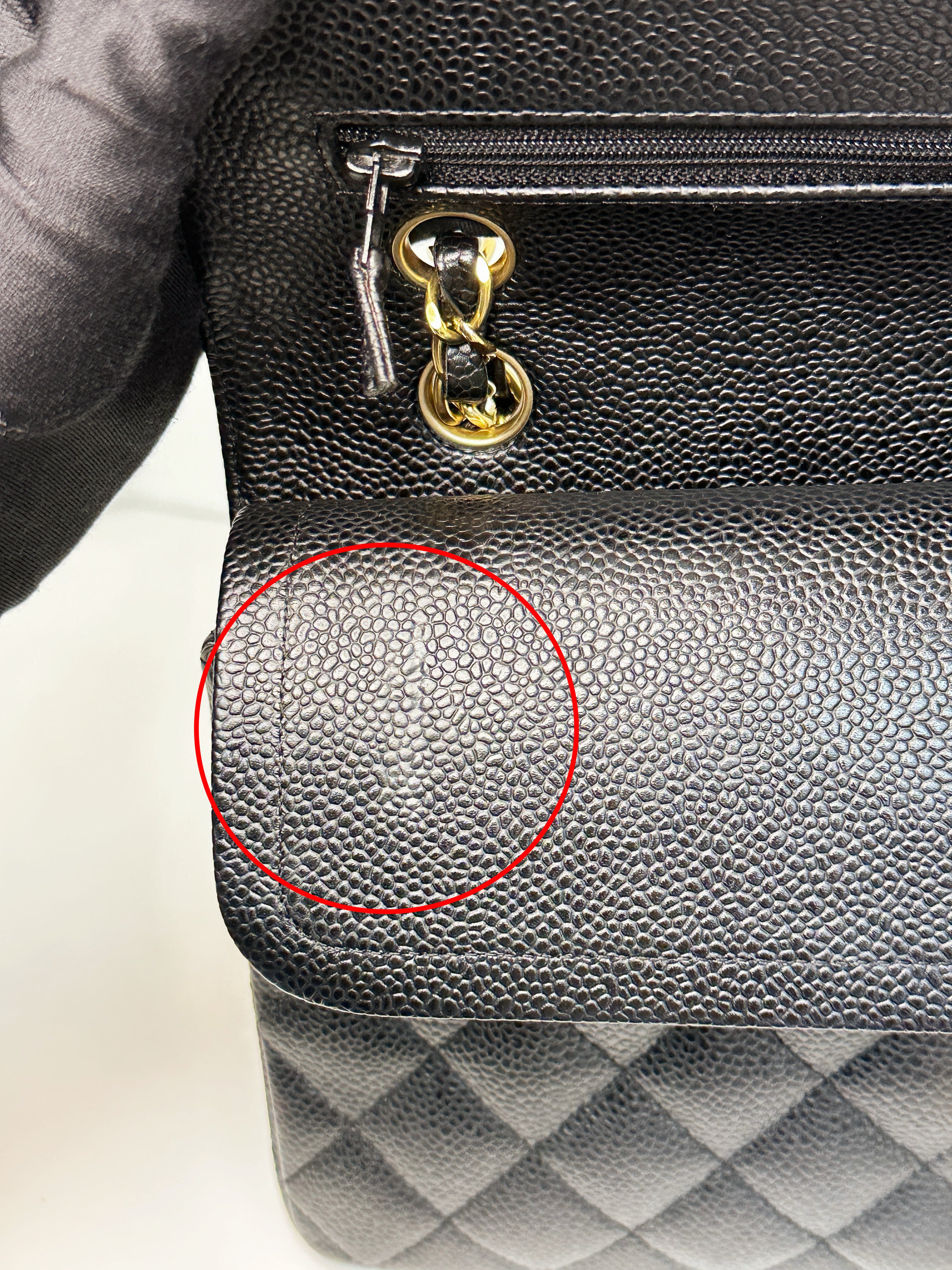 PPreloved Authentic Chanel Vintage  Classic Double Flap Medium Shoulder Bag Black Caviar 24k GHW