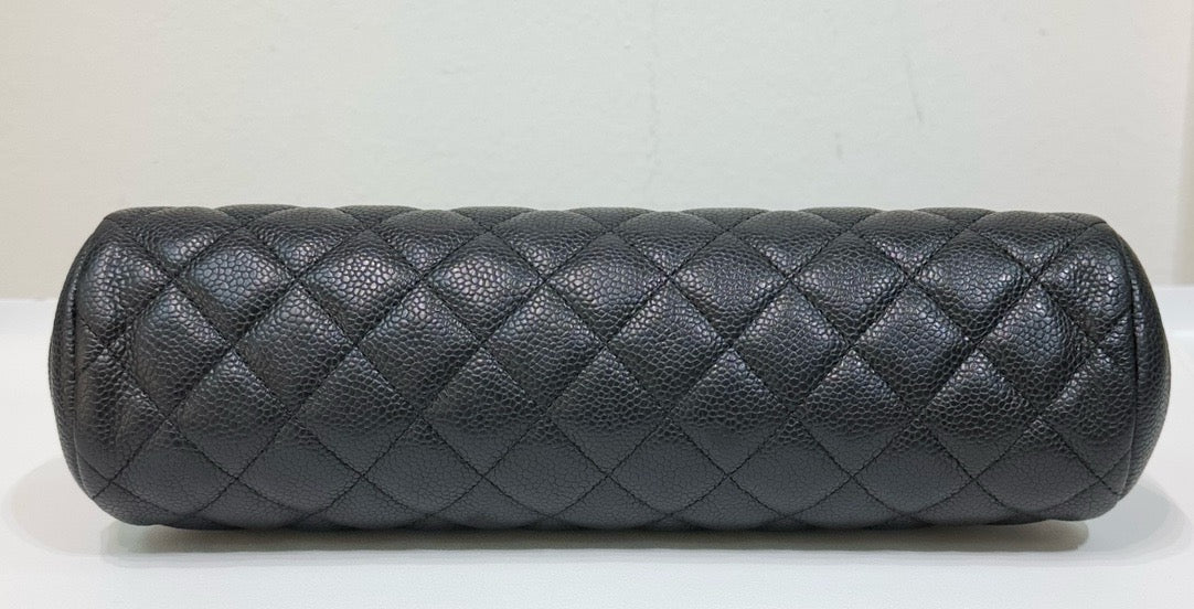 Chanel Quilted Timeless Kisslock Clutch Black Caviar SHW 1890 holo