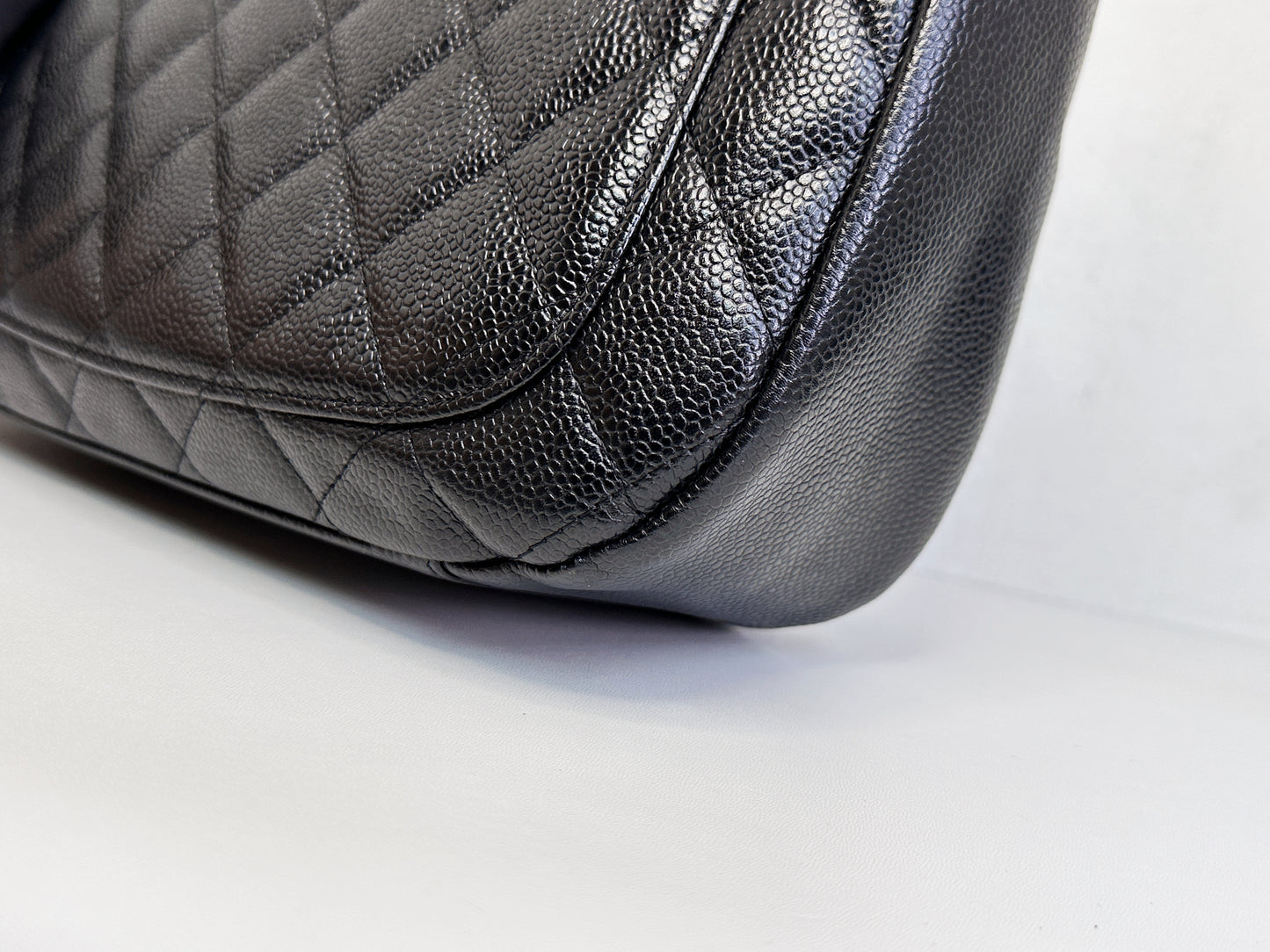 Chanel Black Quilted Caviar CC Logo Chain Shoulder Bag GHW 84 holo card