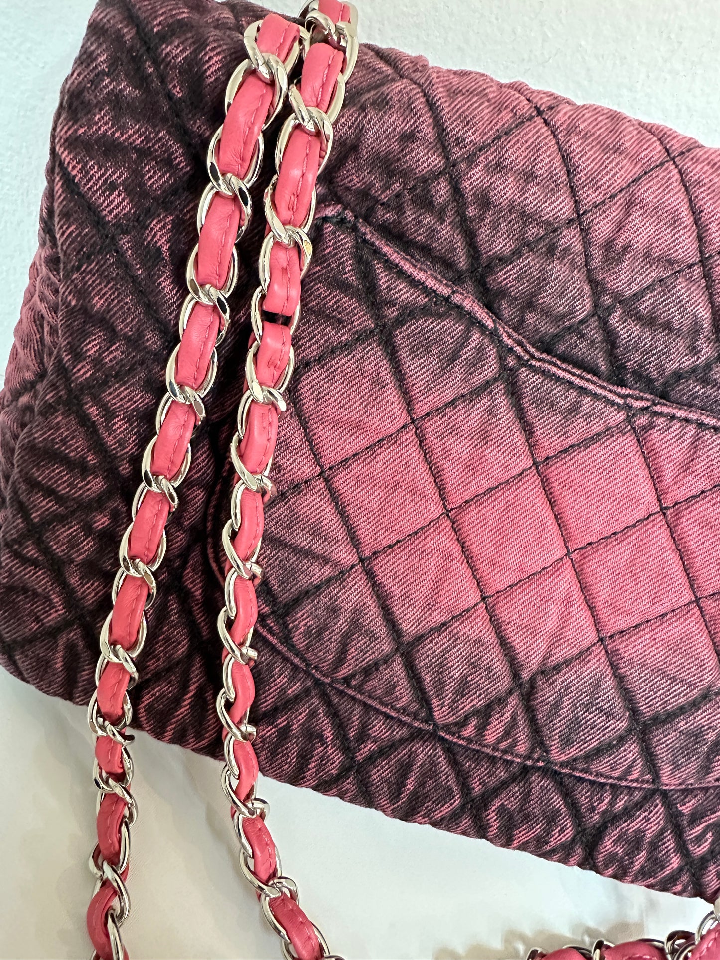 Chanel Denim Quilted Denimpression Flap Red Black 2905 holo card