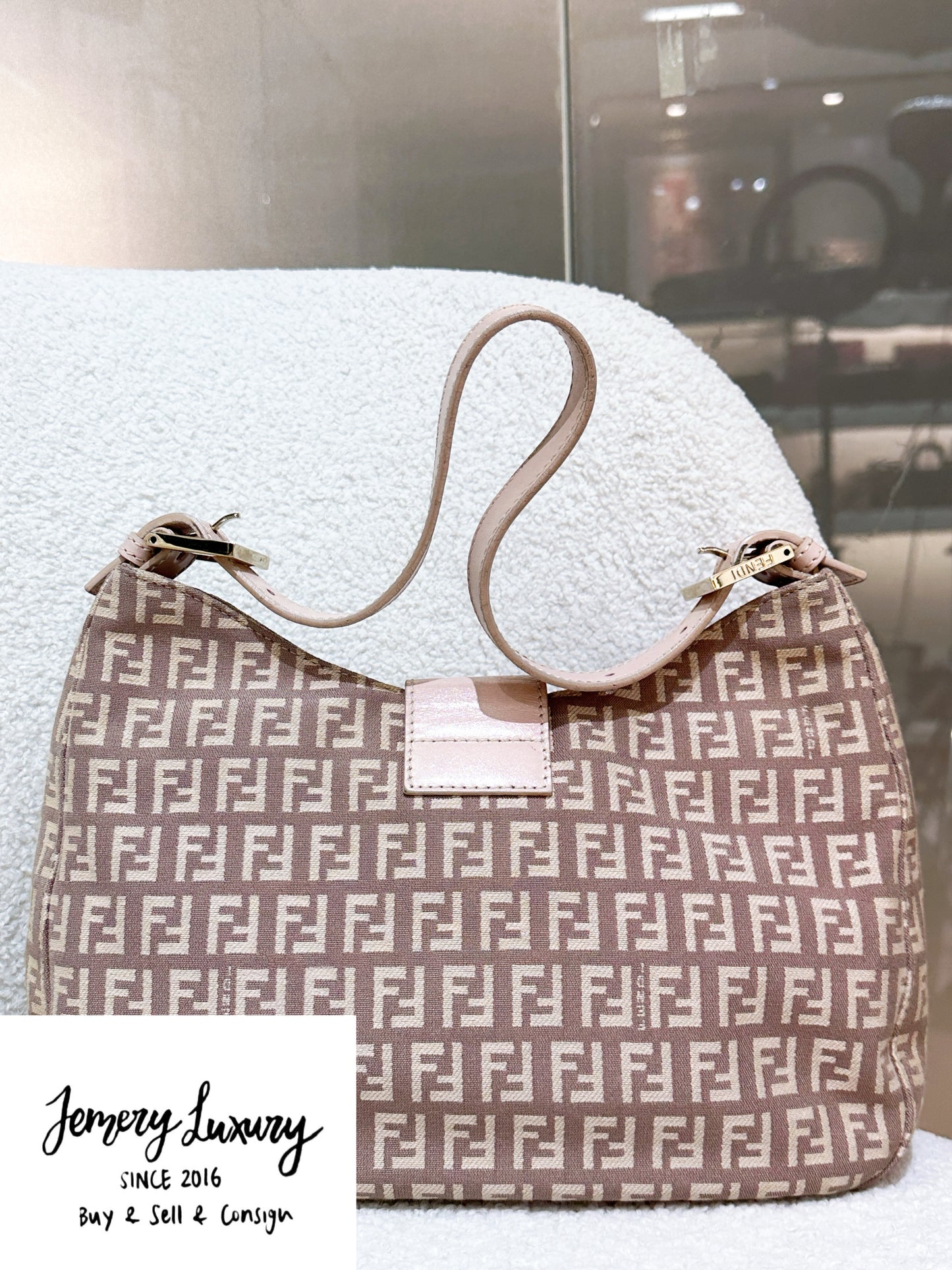 FENDI Zucchino Mamma Baguette Beige Shoulder Bag in Cipria