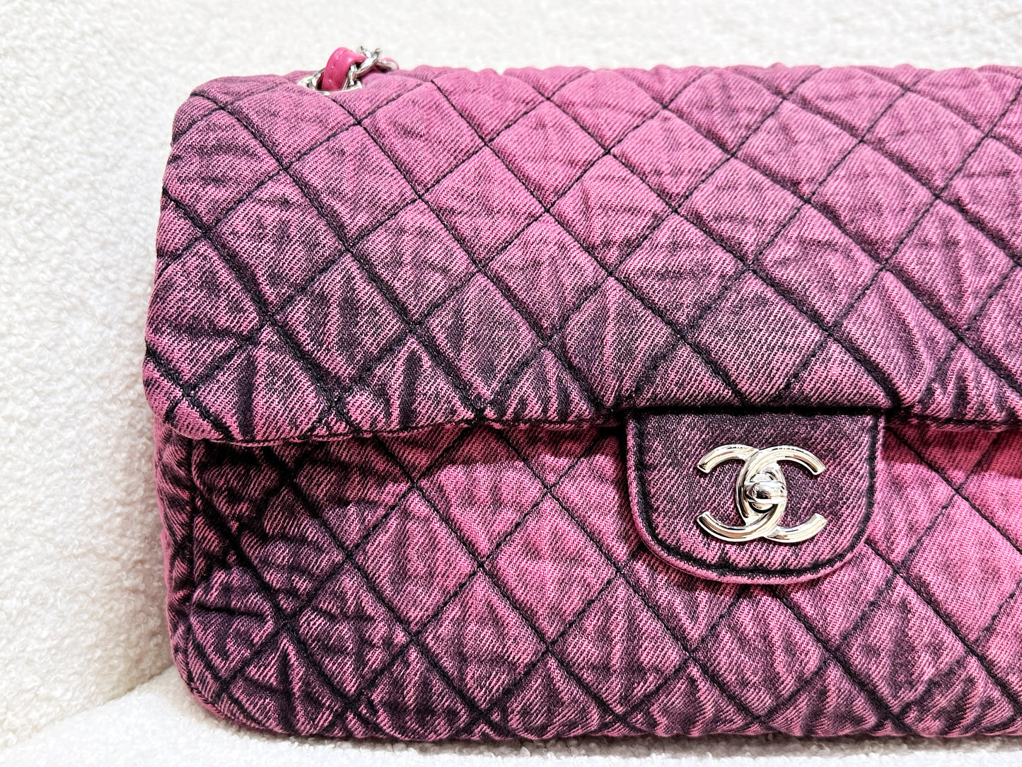Chanel Denim Quilted Denimpression Flap Red Black