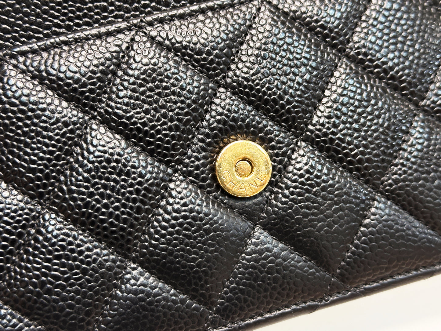 Chanel Classic Wallet on Chain Caviar Black GHW 2859 Holo card
