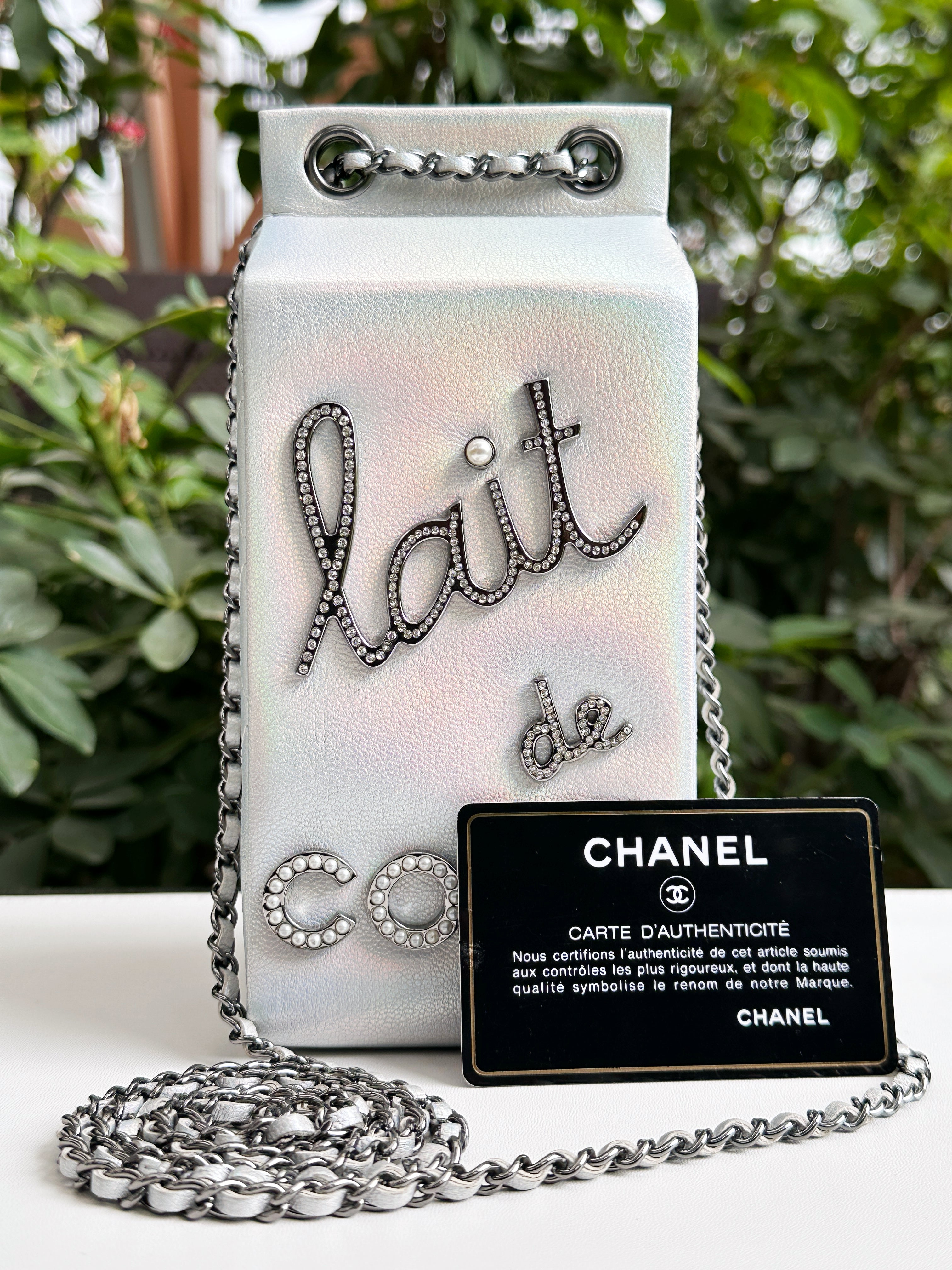 Preloved Authentic CHANEL RARE LIMITED EDITION LAIT DE COCO MILK CARTON BAG 2014