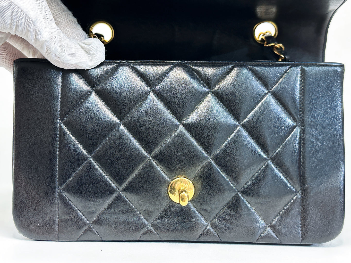 Chanel Vintage Quilted Diana Flap Bag Black Lambskin 25 holo card