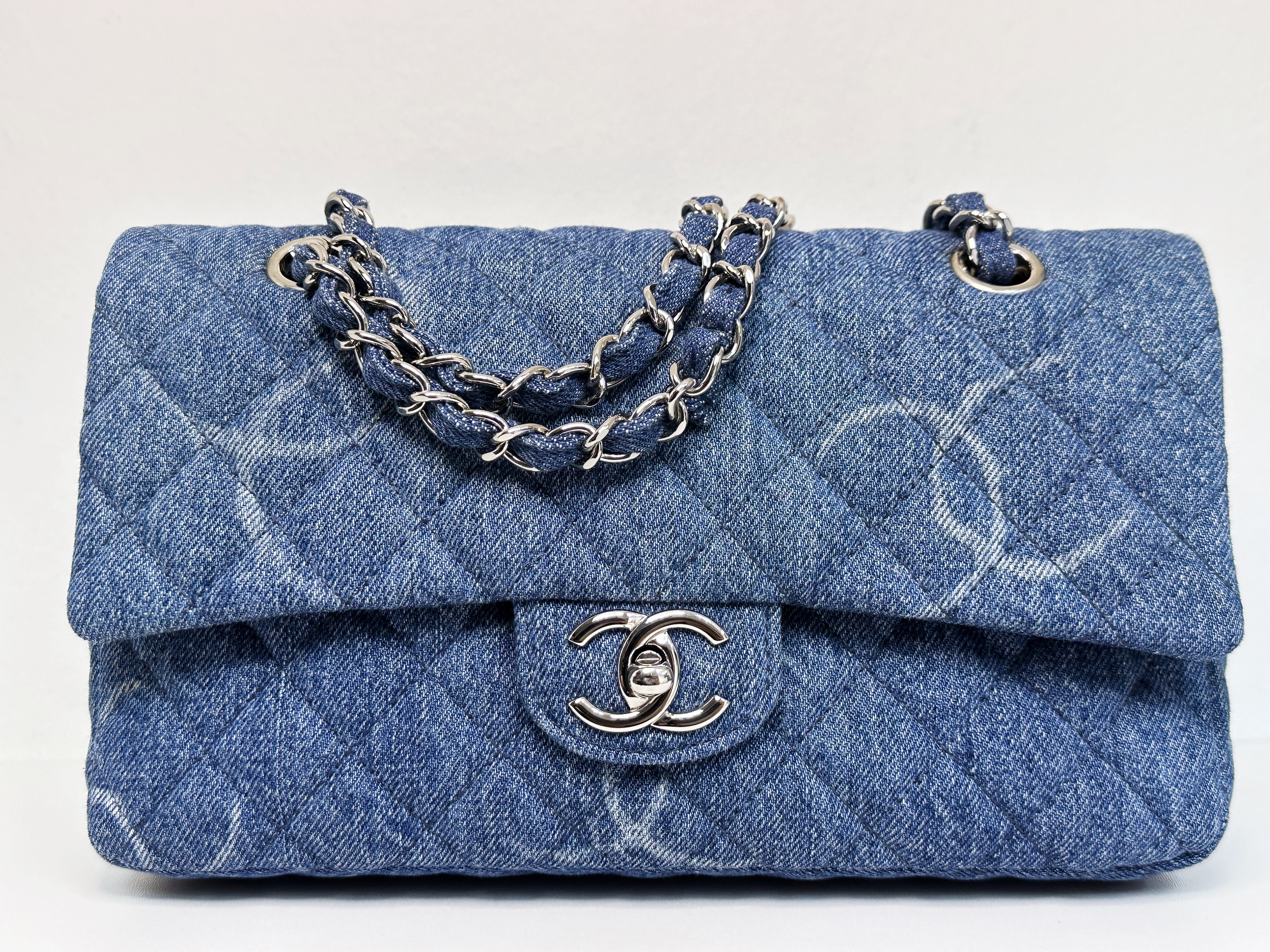 Chanel 20B Medium Blue Denim Quilted CC Single Flap SHW 3045 holo card