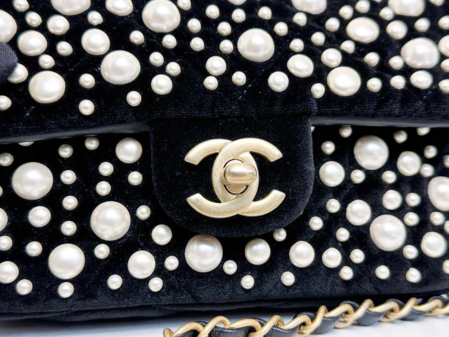 Chanel Mini Black Velvet Pearl Flap Bag X53U microchip