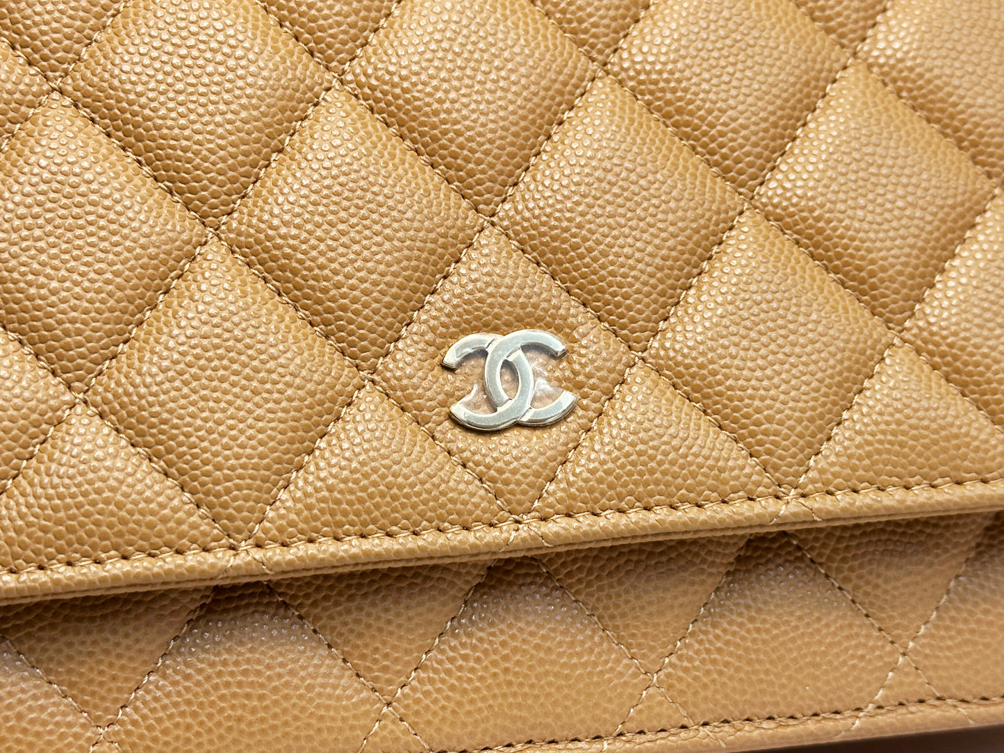 Chanel 23P Caramel Dark Beige Caviar Classic Quilted Wallet on chain LGHW UK27 microchip