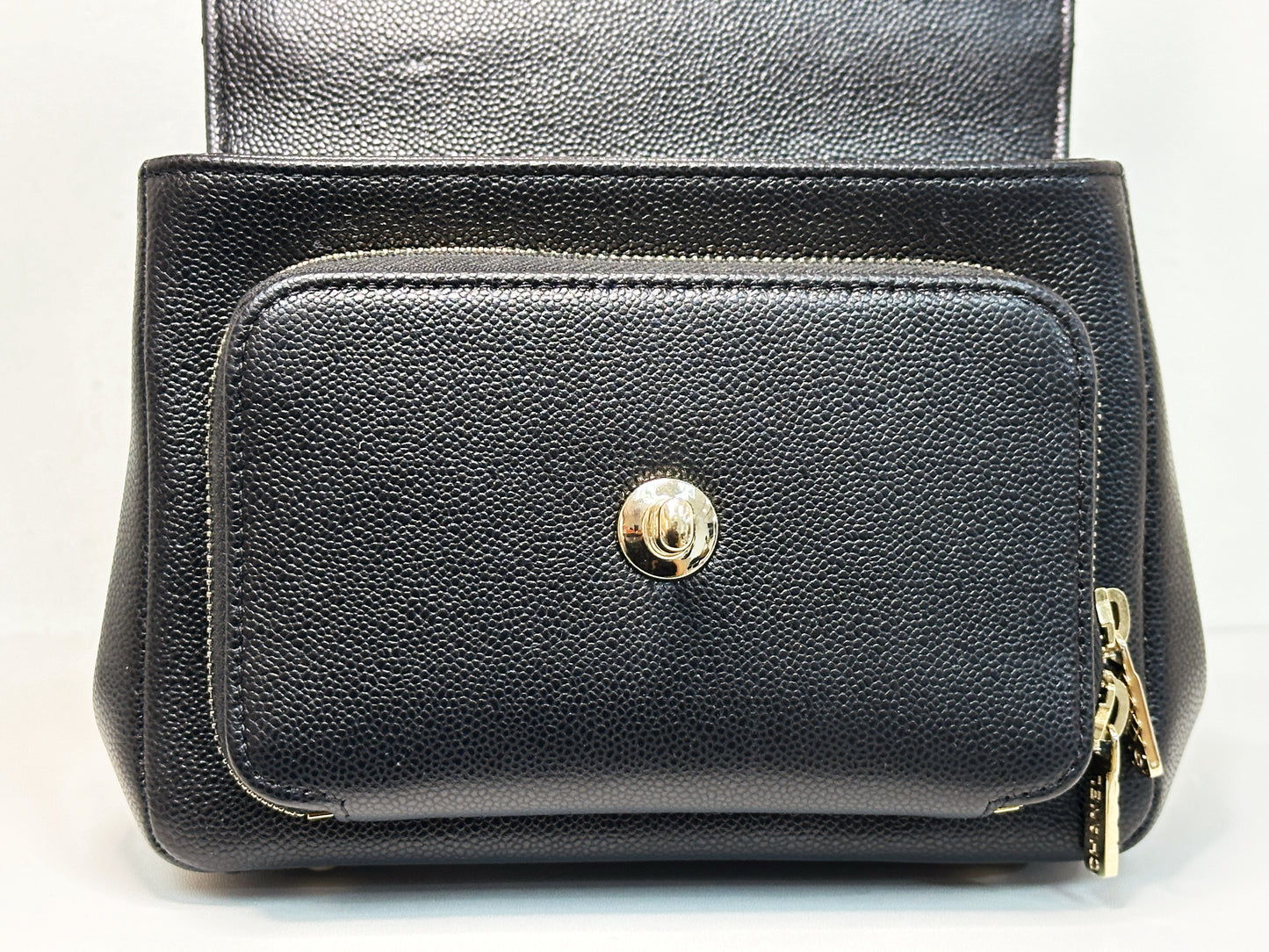 Chanel Caviar Quilted Small Business Affinity Flap Black E04A microchip