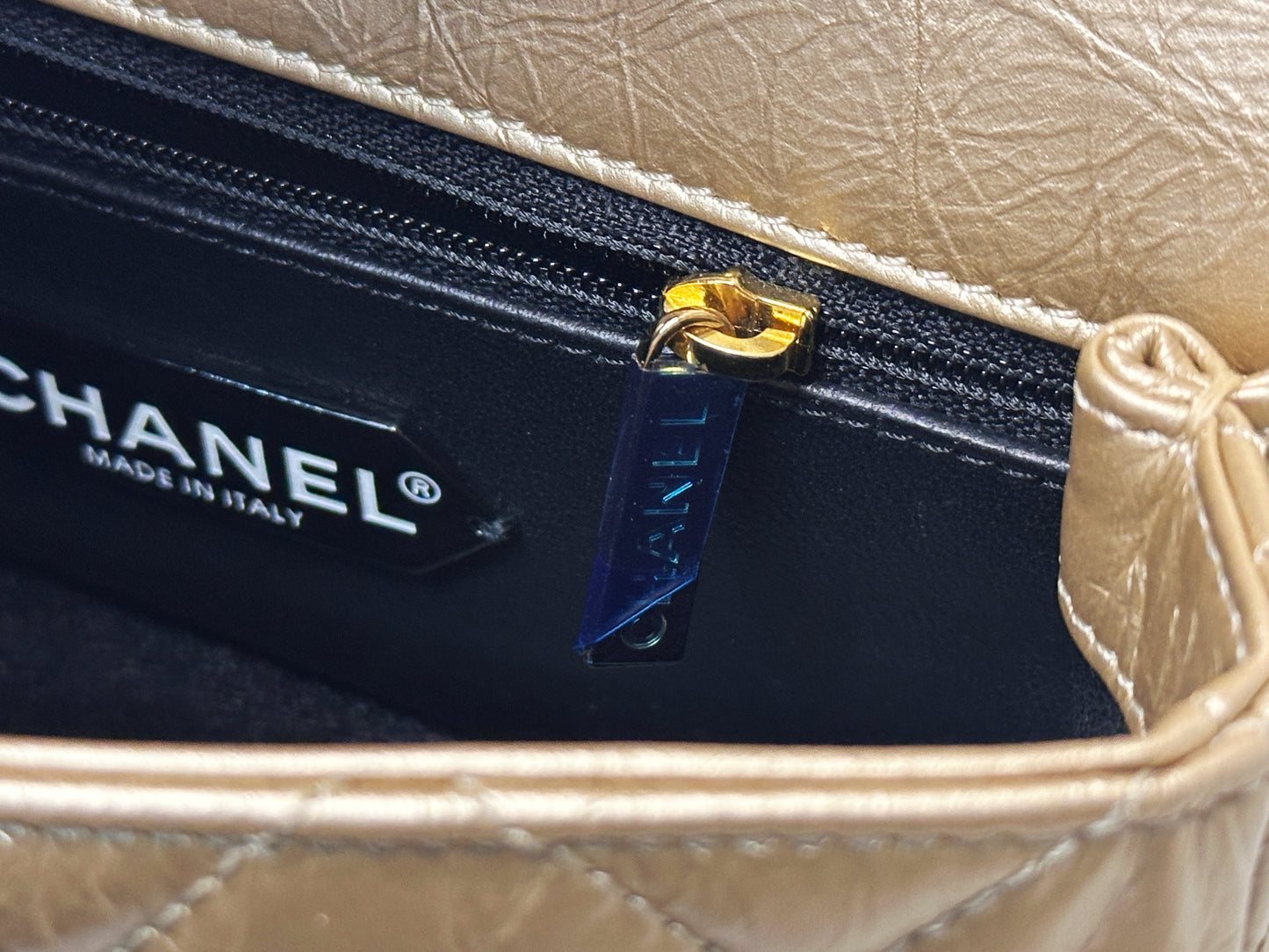 Chanel Aged Calfskin Quilted 2.55 Reissue Mini Hanger Flap Gold 2355 holo card