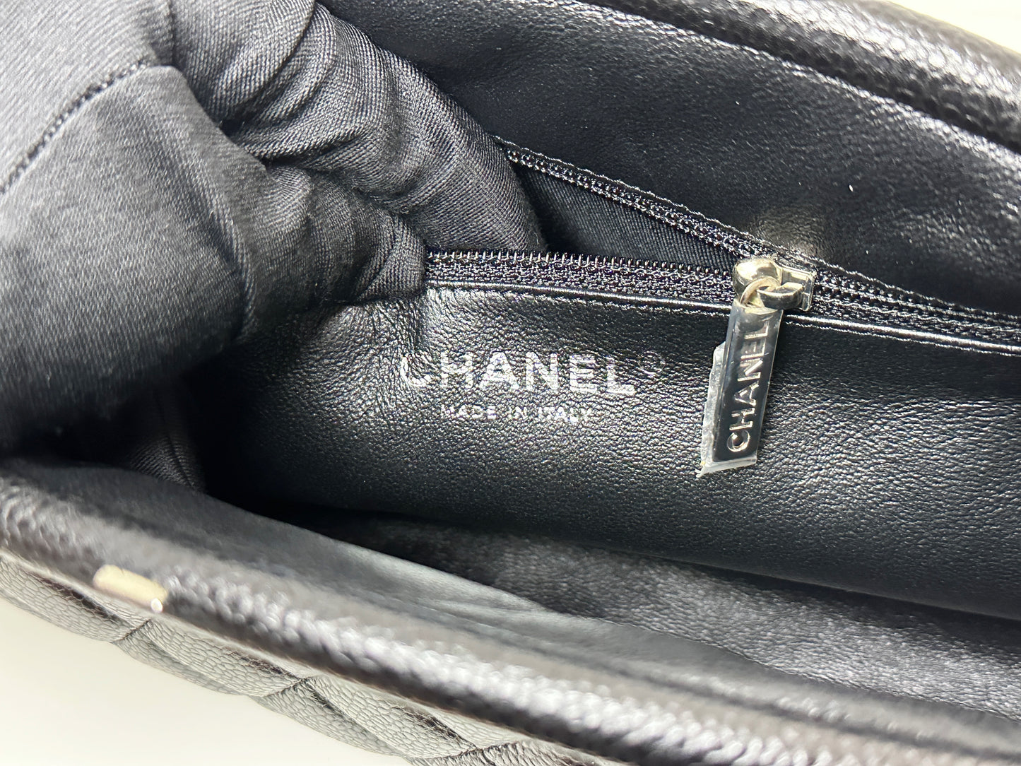 Chanel Quilted Timeless Kisslock Clutch Black Caviar SHW 1915 holo card