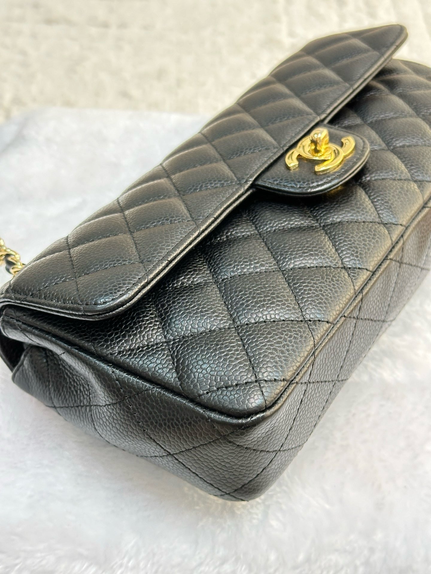 Chanel Caviar East West Flap Bag Black GHW  holo 1304 db