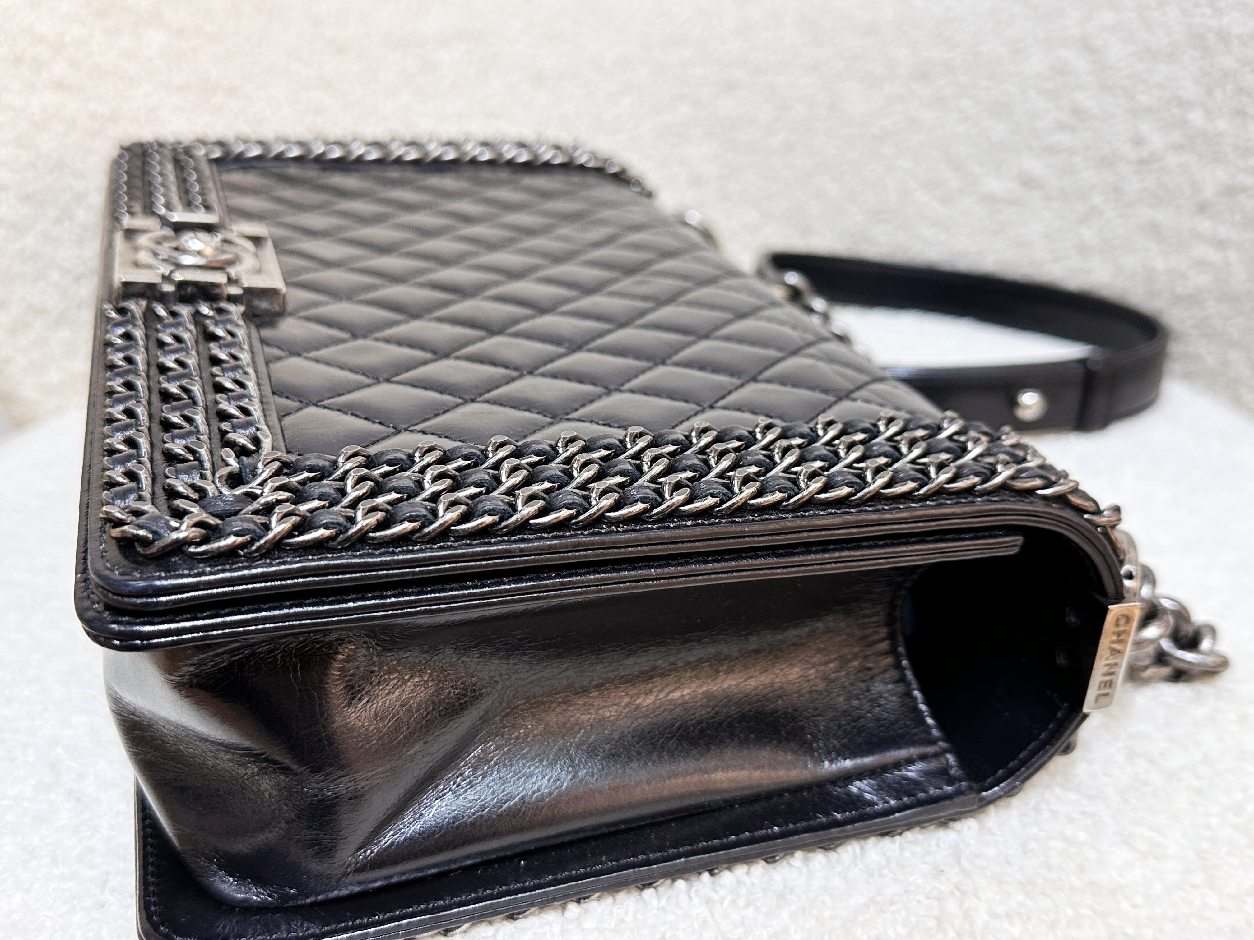 Chanel Boy Black Leather Chain Shoulder Bag 2099 holo card