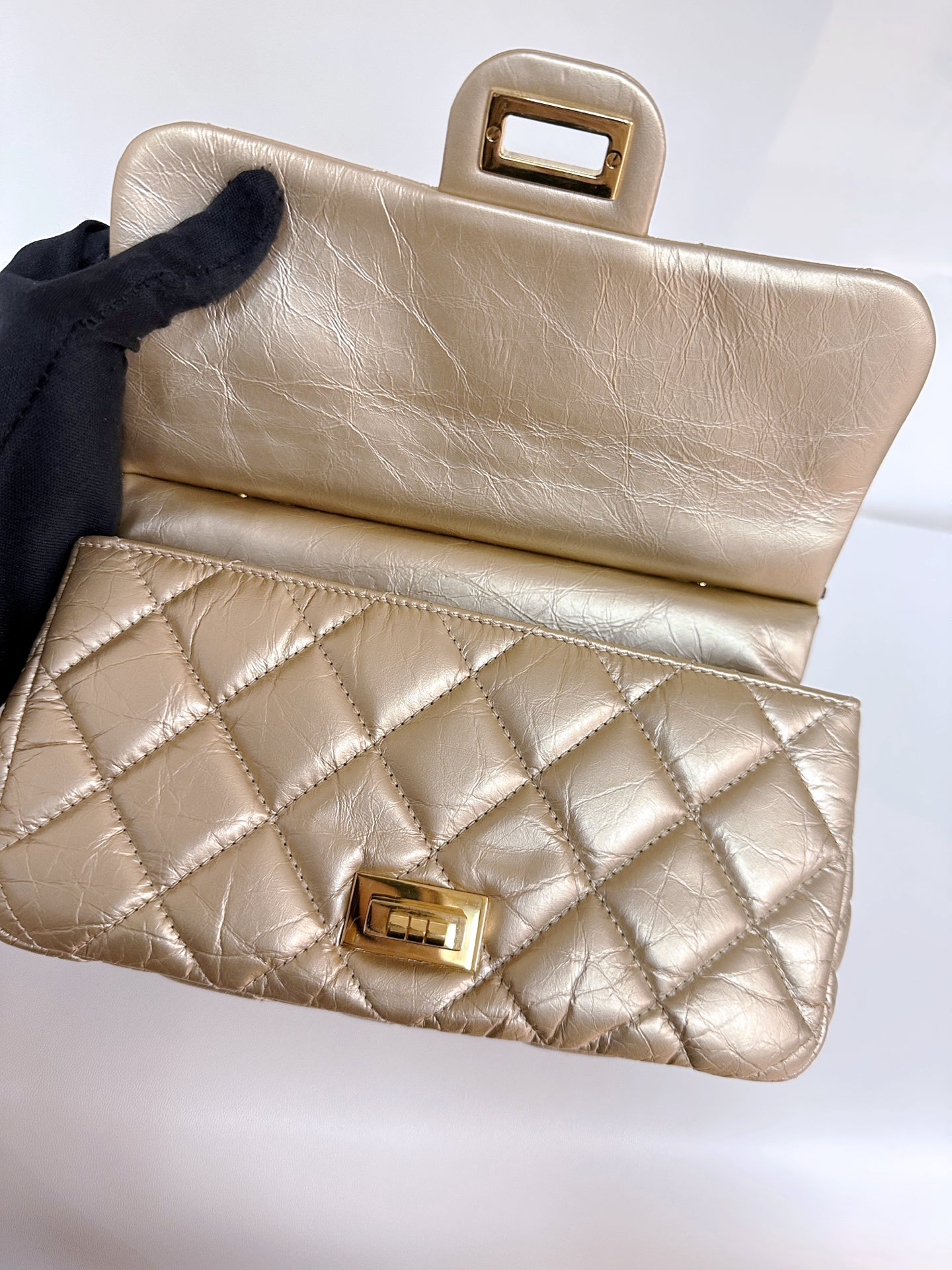 Chanel Aged Calfskin Quilted 2.55 Reissue Mini Hanger Flap Gold 2355 holo card