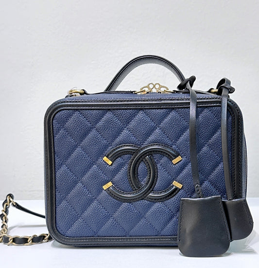 Chanel Filigree Vanity Case Quilted Caviar Medium Blue