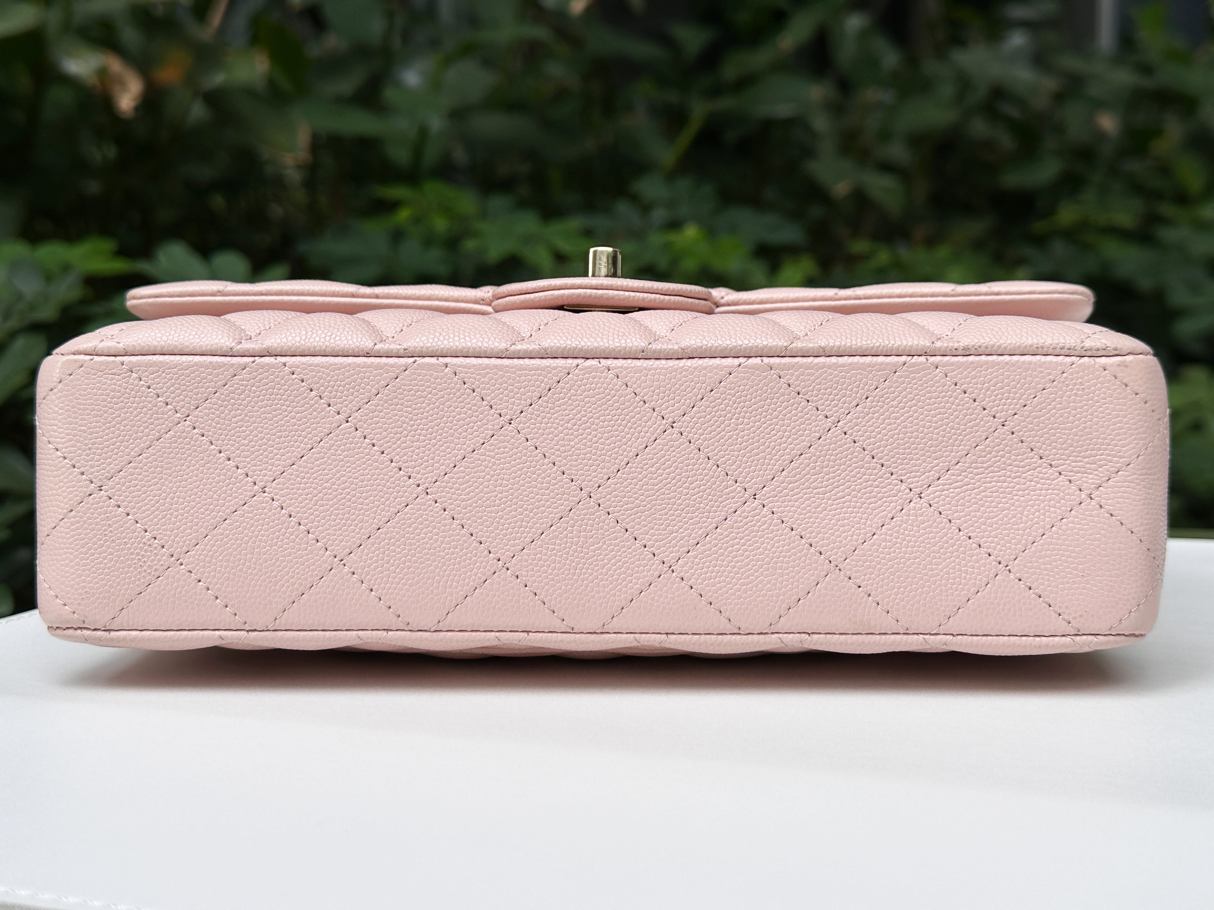 Chanel Medium Caviar Quilted Double Flap Light Pink 21ＣOutside