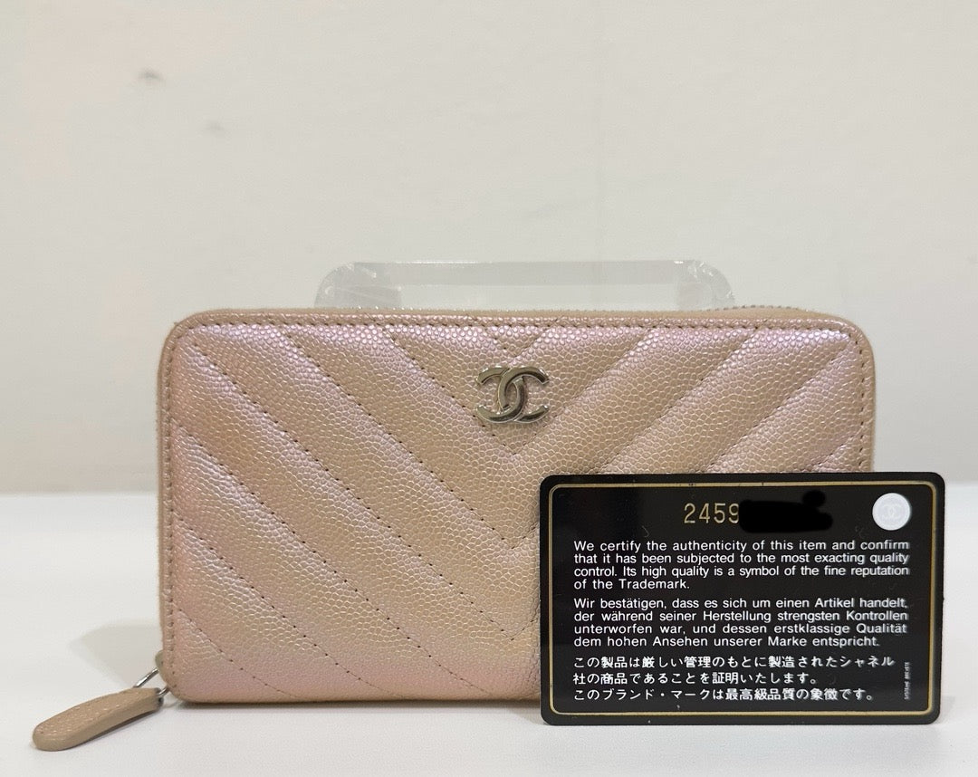 Chanel 17B rosegold classic zip wallet 2459 holo card