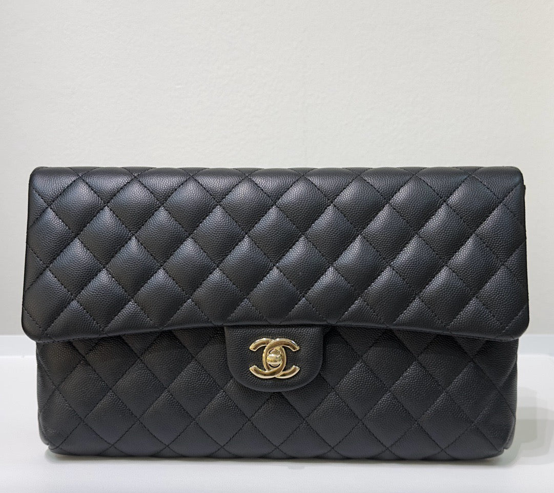 Chanel Quilted Caviar Classic Clutch Black GHW