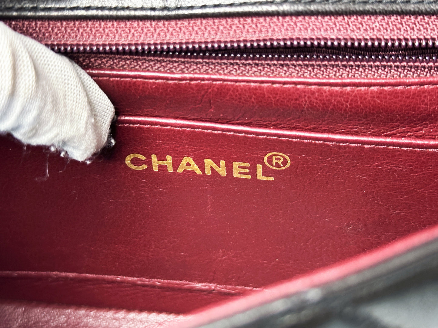 Chanel Vintage Quilted Diana Flap Bag Black Lambskin 25 holo card