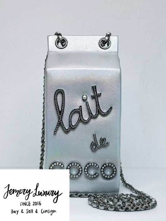 CHANEL RARE LIMITED EDITION LAIT DE COCO MILK CARTON BAG 2009 holo