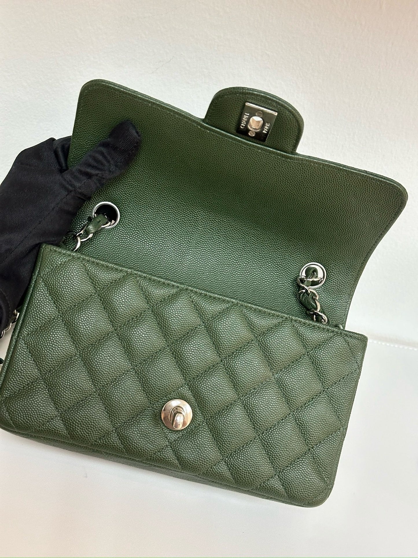 Chanel Caviar Quilted Mini Rectangular Flap Green 2507 holo card