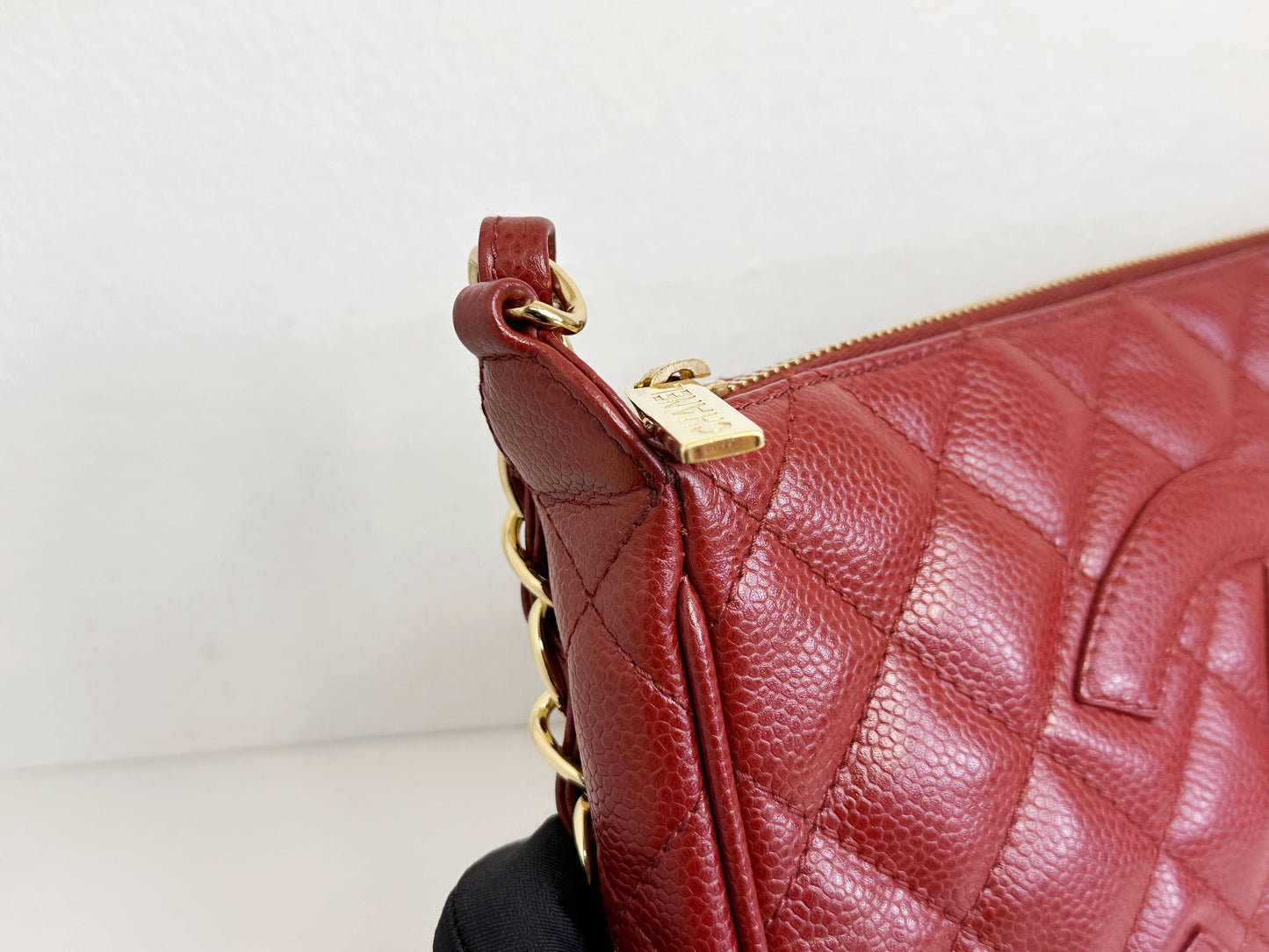 Chanel Small Caviar Quilted Pochette Shoulder Bag Red GHW