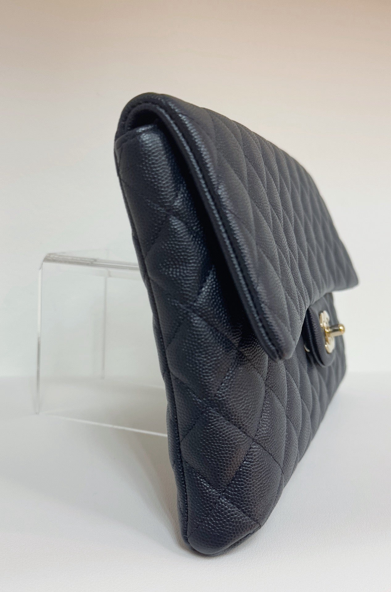 Chanel Quilted Caviar Classic Clutch Navy Blue GHW 2645 holo card