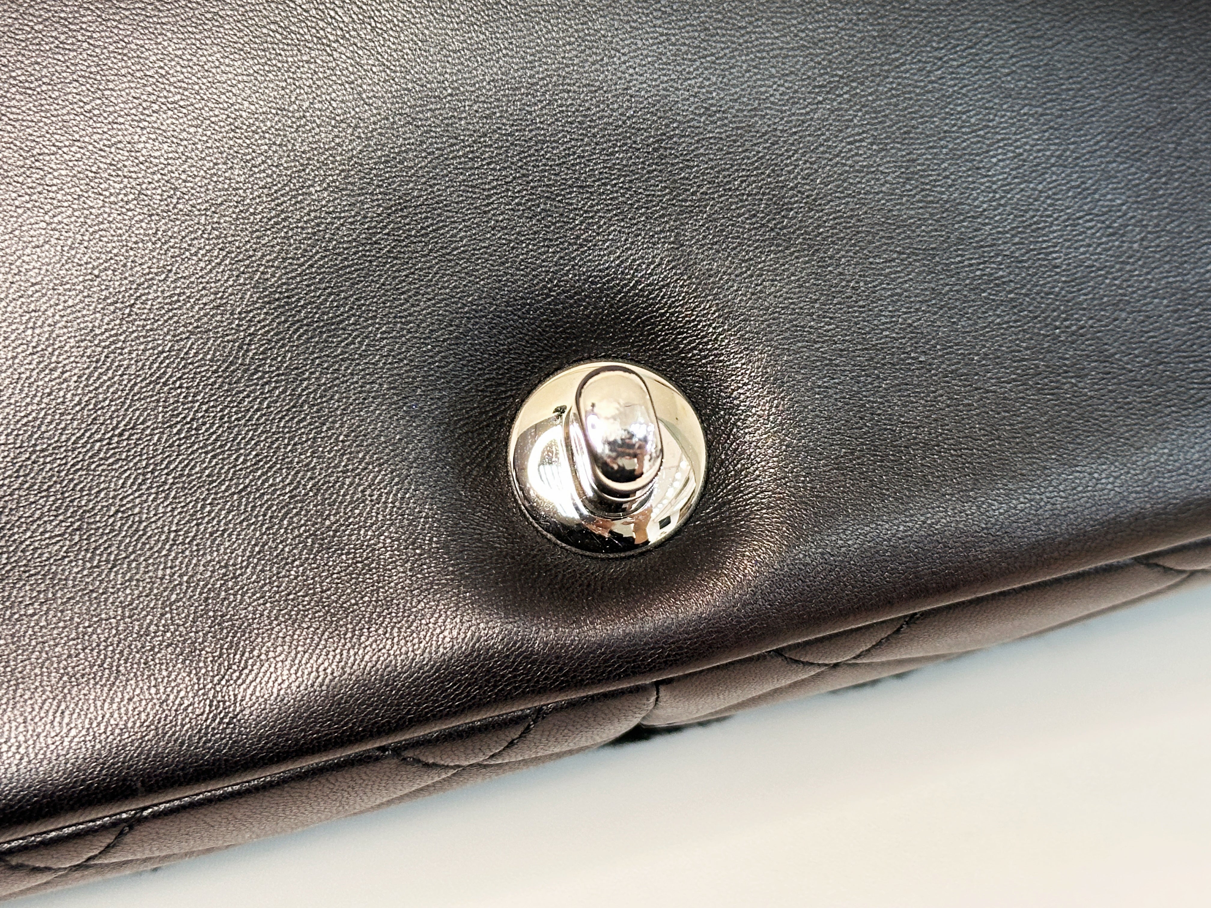 Chanel Medium Classic Flap Pop Art No. 5 Caption Comic Lambskin Black Multicolor Bag 2012 holo card