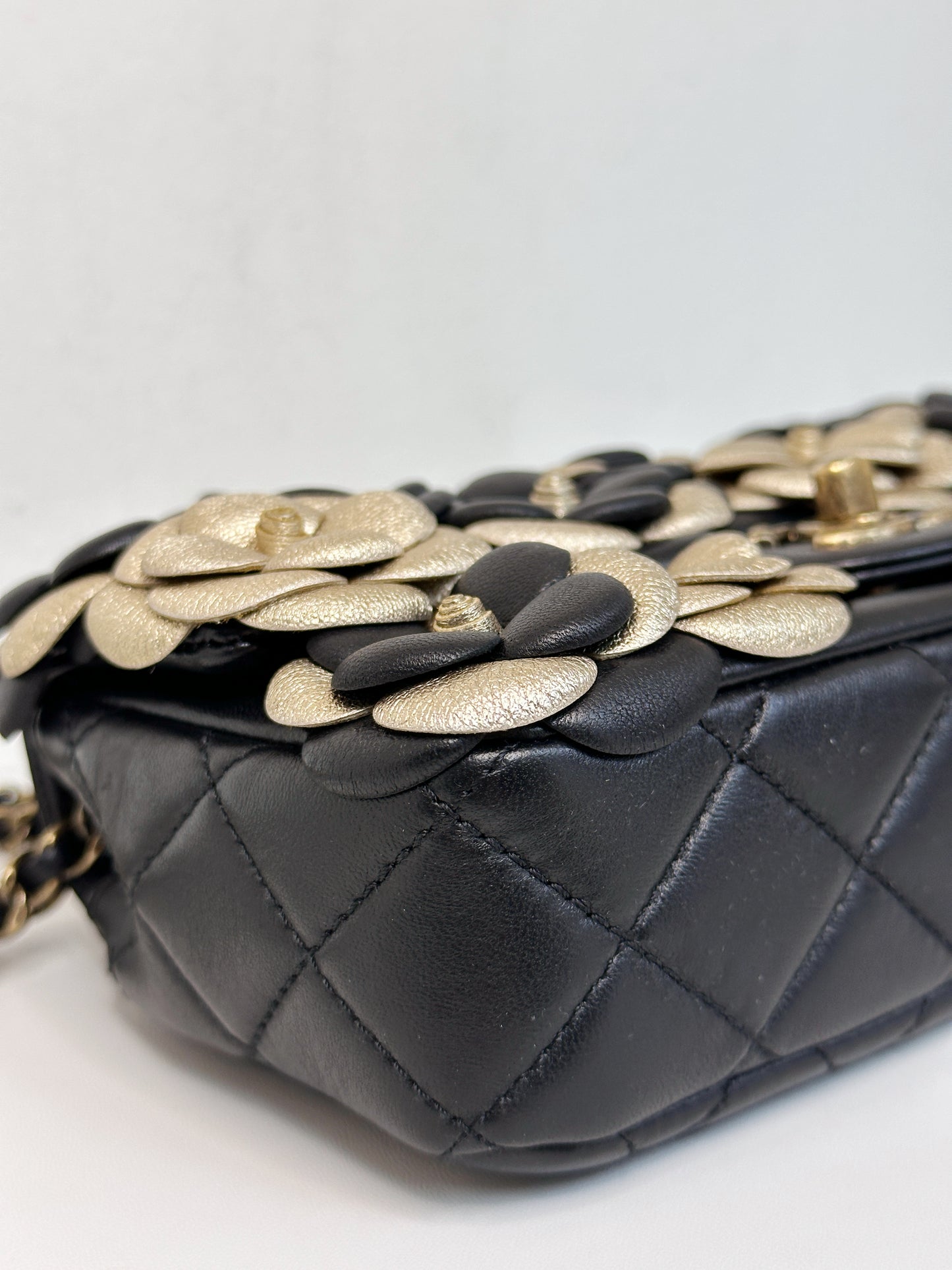 Chanel Mini Metallic Lambskin Quilted Camellia Flap Bag Black Gold 2479 holo card