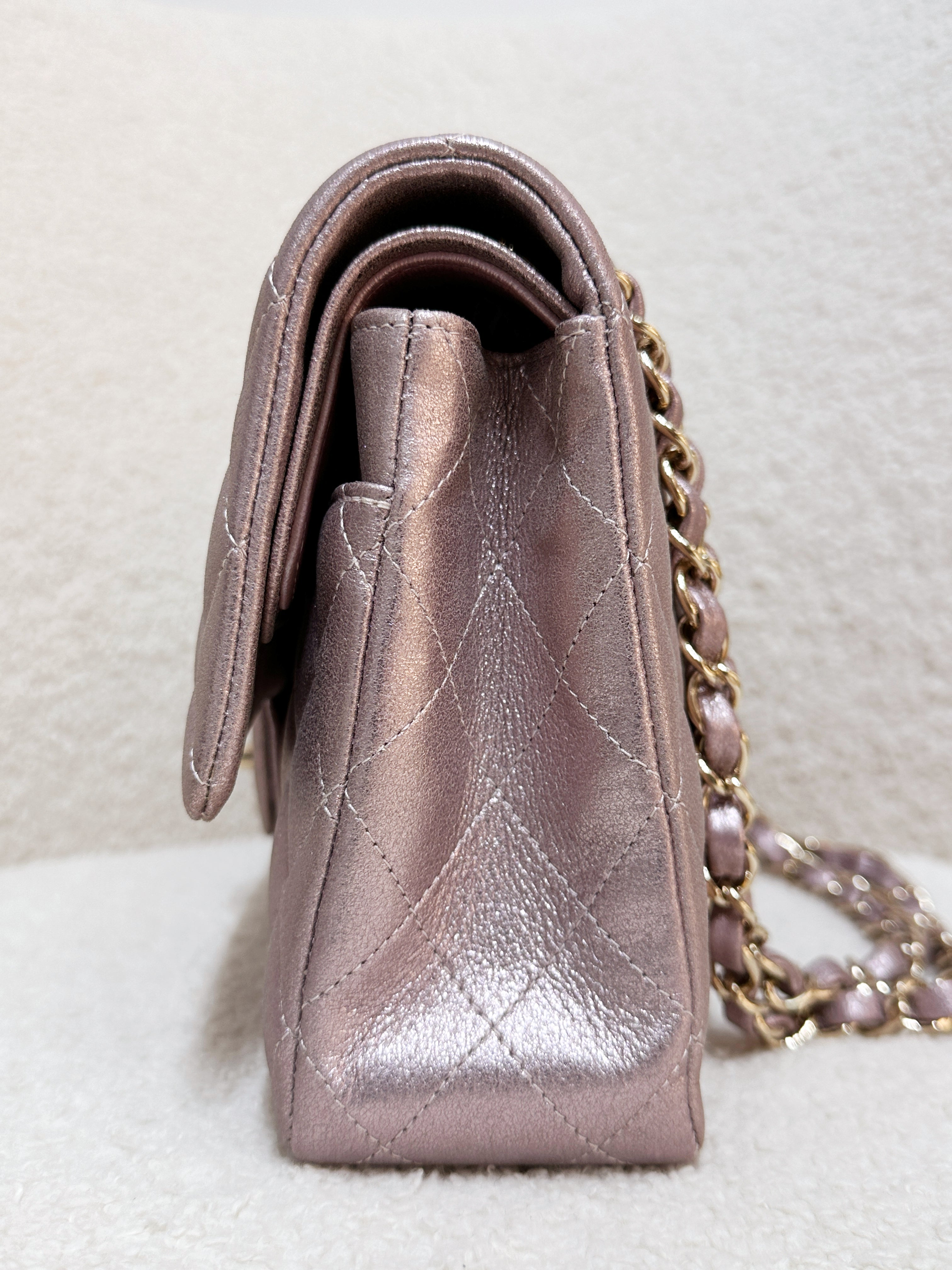 Chanel Classic Quilted Medium Double Flap Iridescent Pink (Calfskin)LGHW 1998 holo card