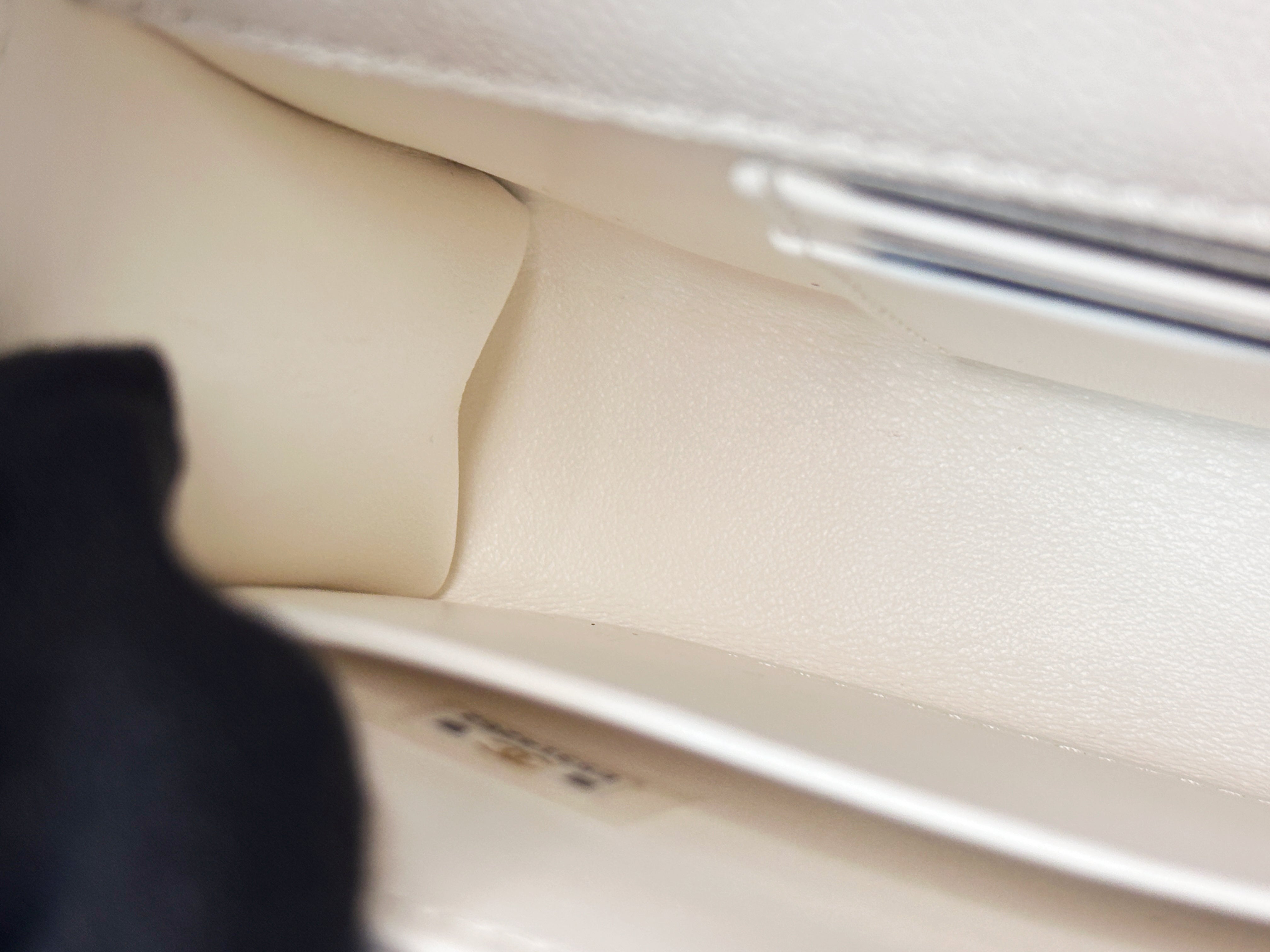 Chanel 23P Top Handle Kelly Clutch with Chain in White Caviar GHW