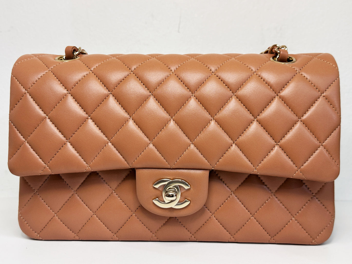 Chanel 21P Caramel Medium Lambskin Classic Double Flap Bag LGHW 3102 holo card