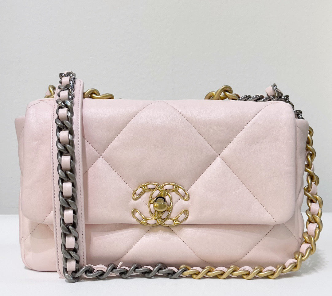 Chanel Medium Calfskin Quilted Chanel 19 Flap Light Pink