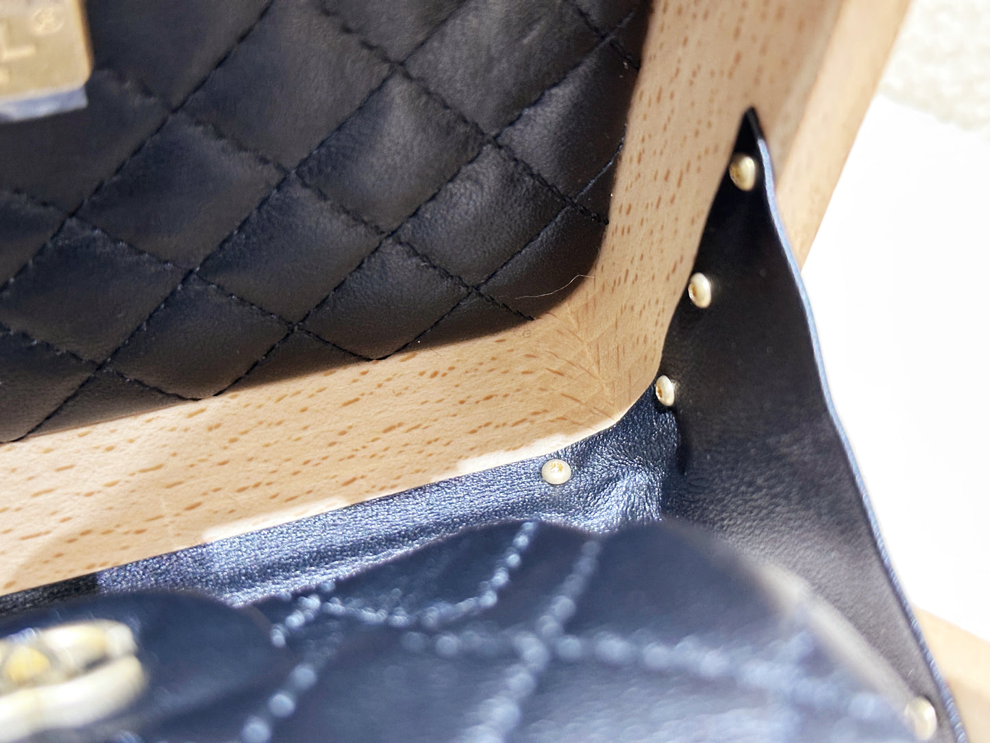 Chanel Beech Wood Lambskin CC Vanity Case Black PHOT microchip