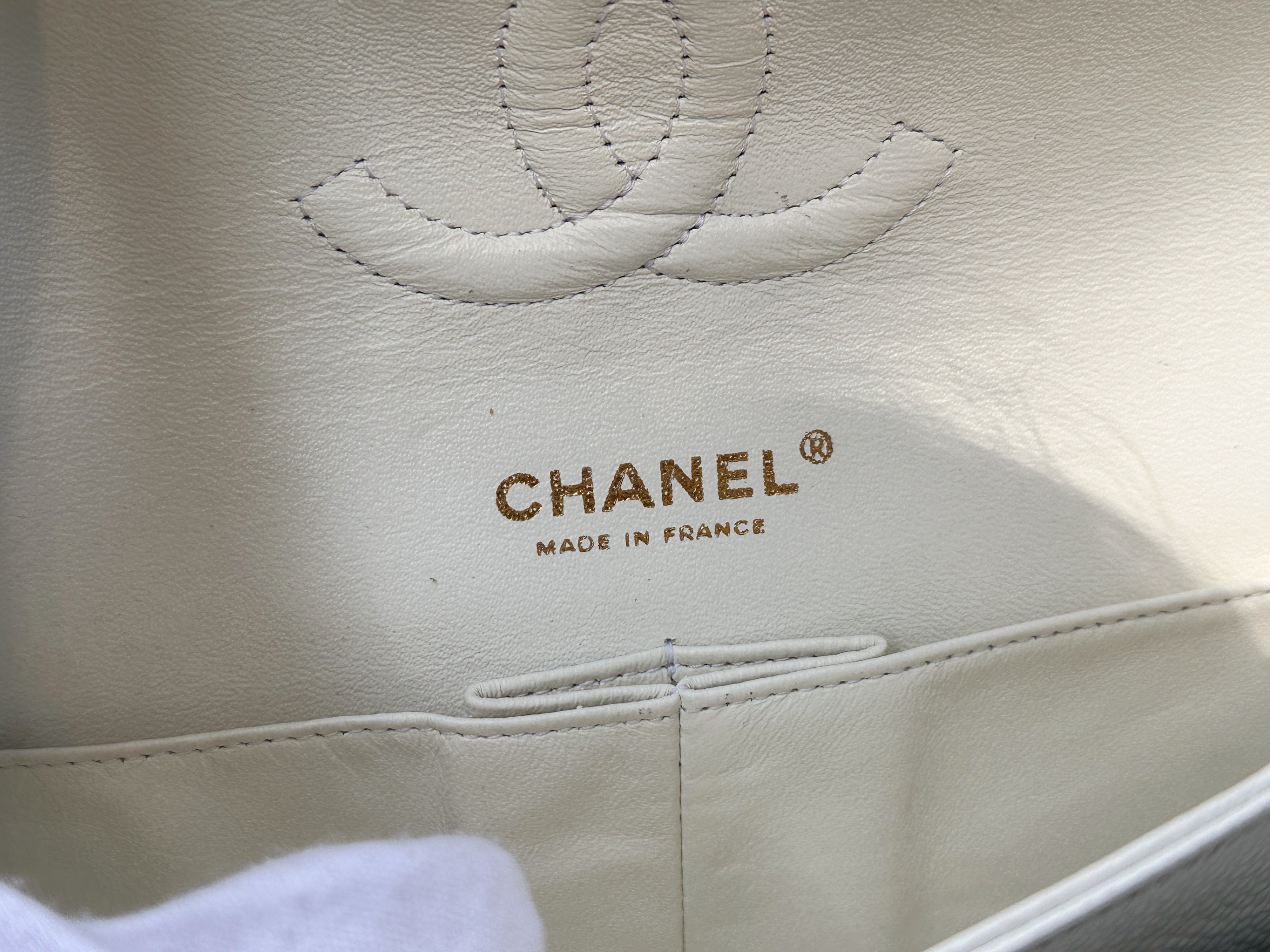 Chanel White Caviar Medium Classic Double Flap Bag 1350 holo