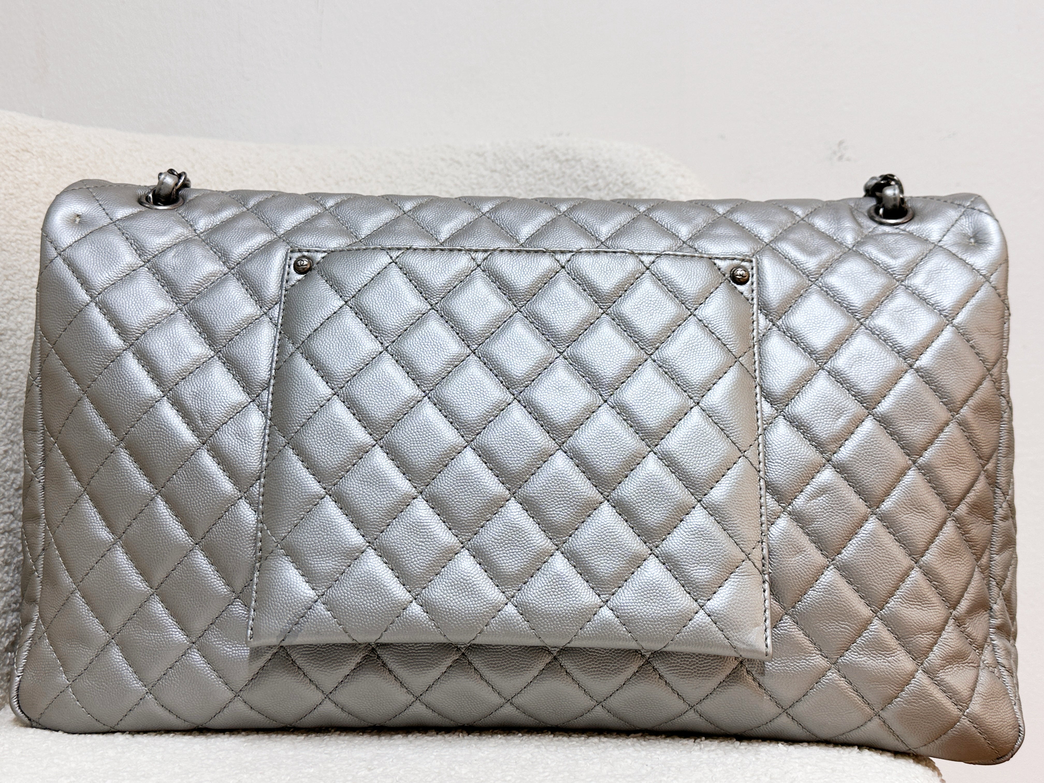 Chanel 2017 Caviar Classic Quilted XXL Travel Flap shoulder bag Metallic Silver SHW 2257 holo card