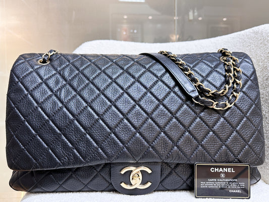 Chanel 2017 Calfskin Quilted XXL Travel Flap shoulder bag Black GHW 2354 holo card