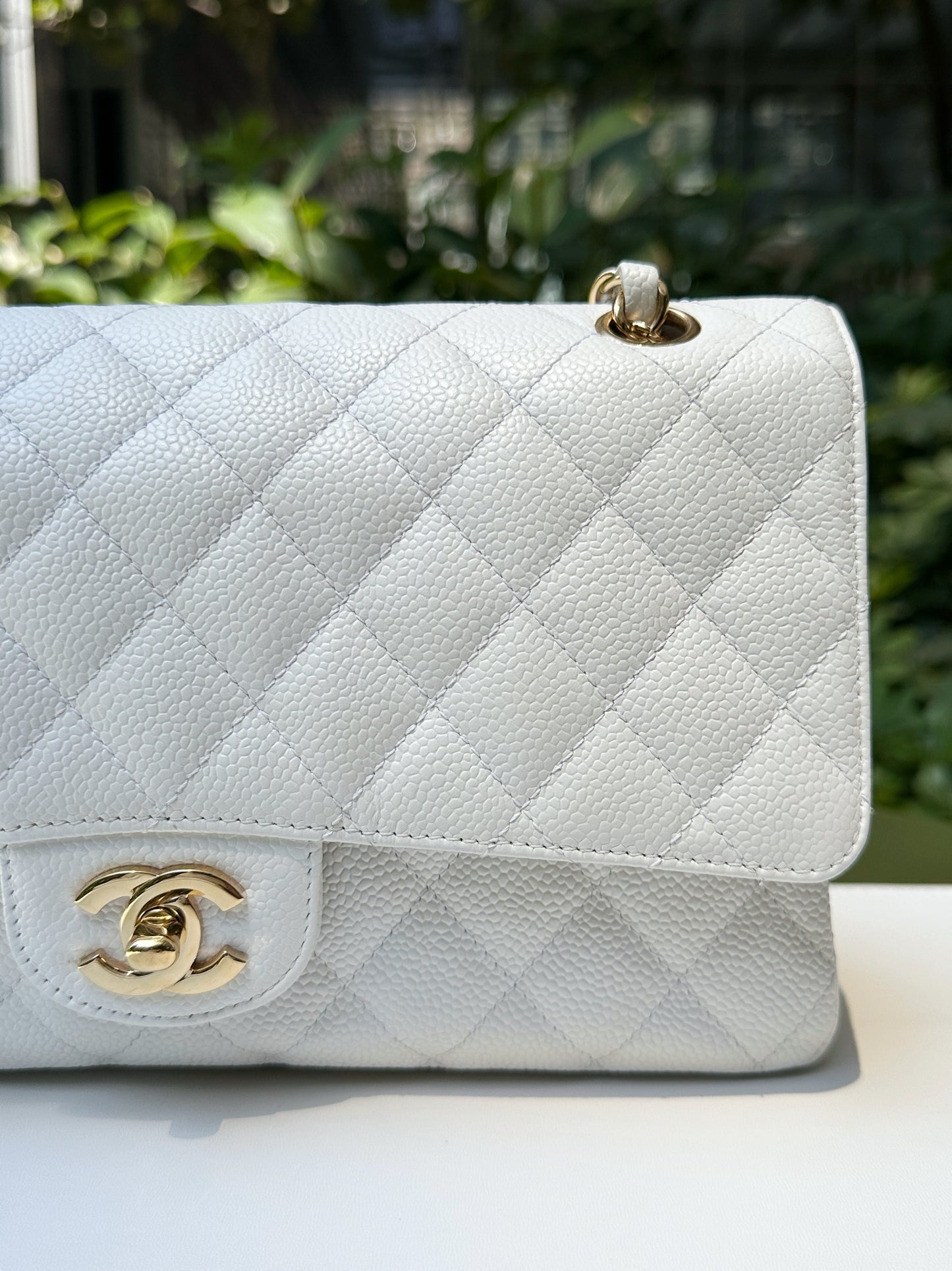 Chanel White Caviar Medium Classic Double Flap Bag 1350 holo