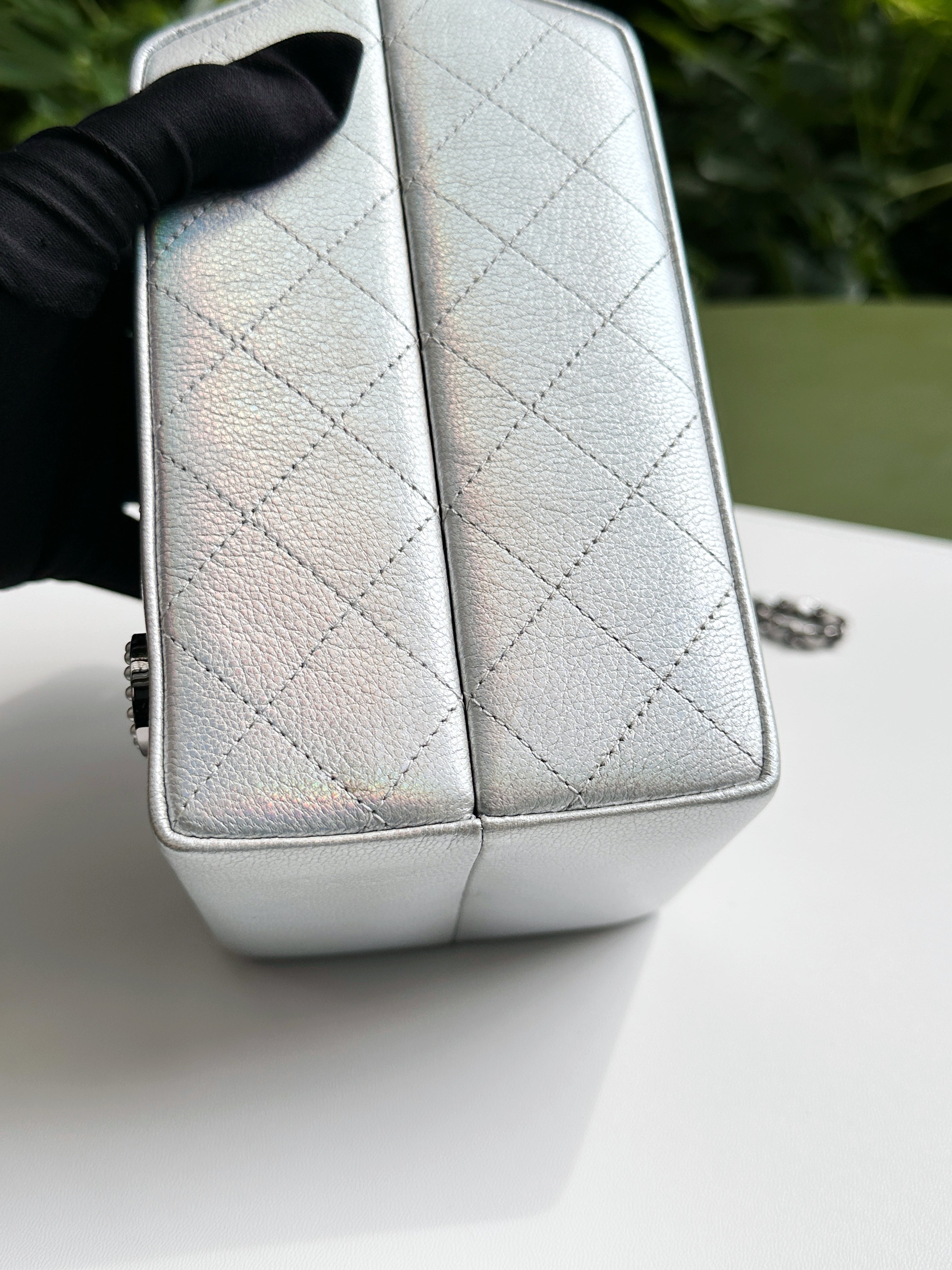 Preloved Authentic CHANEL RARE LIMITED EDITION LAIT DE COCO MILK CARTON BAG 2014