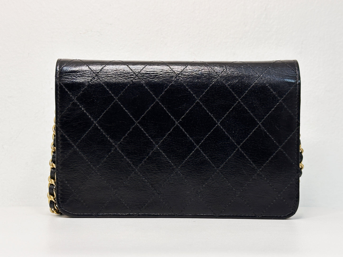 Chanel Golden Class Wallet on Chain Black 2650 holo card
