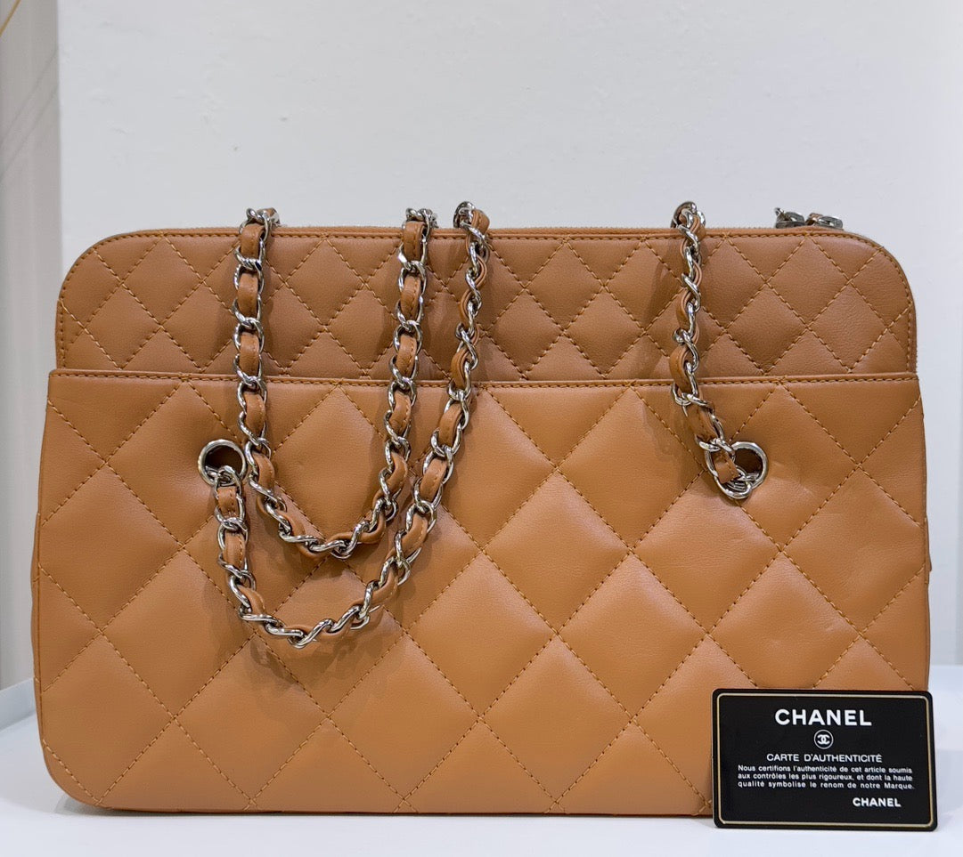 Chanel Large Quilted Leather In-The-Business Camera Bag Beige 1564 holo card