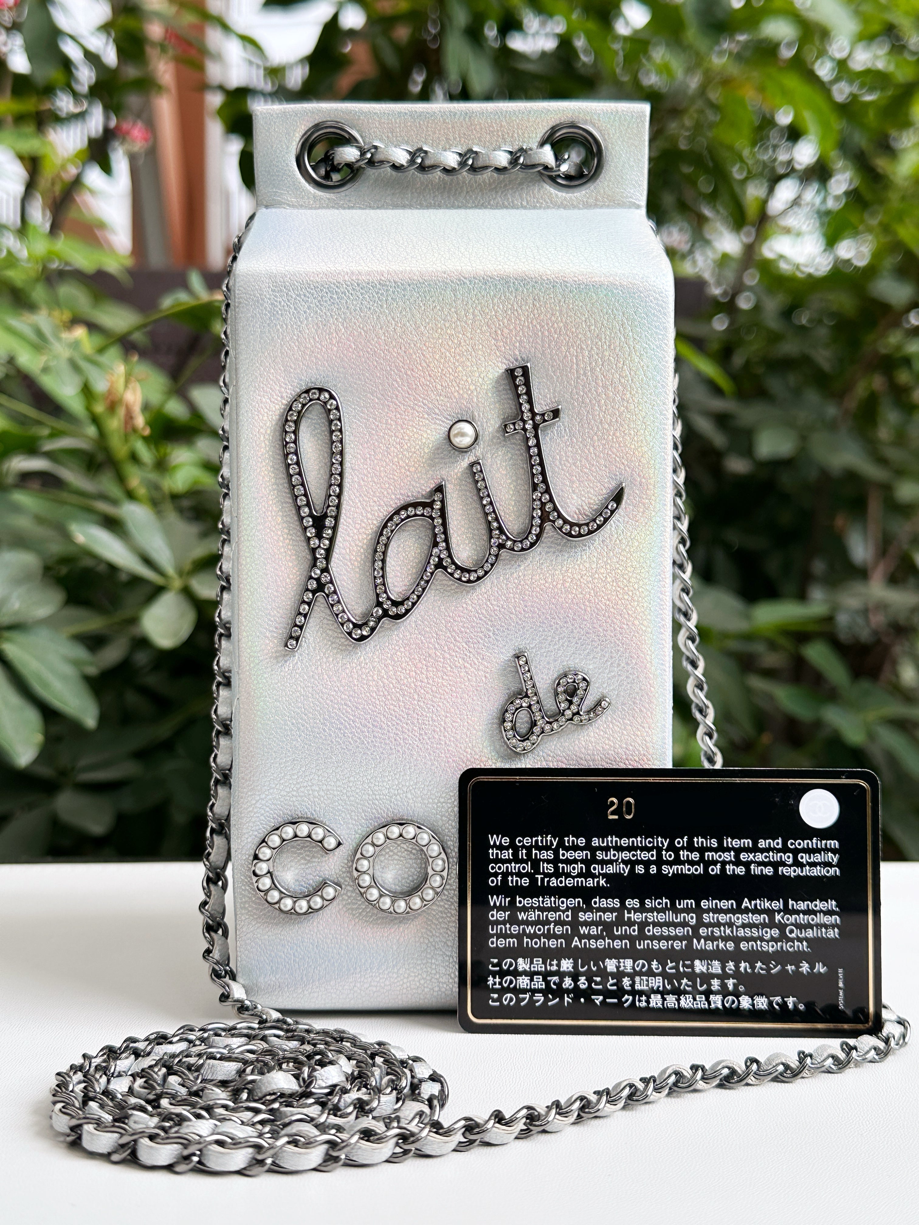 Preloved Authentic CHANEL RARE LIMITED EDITION LAIT DE COCO MILK CARTON BAG 2014