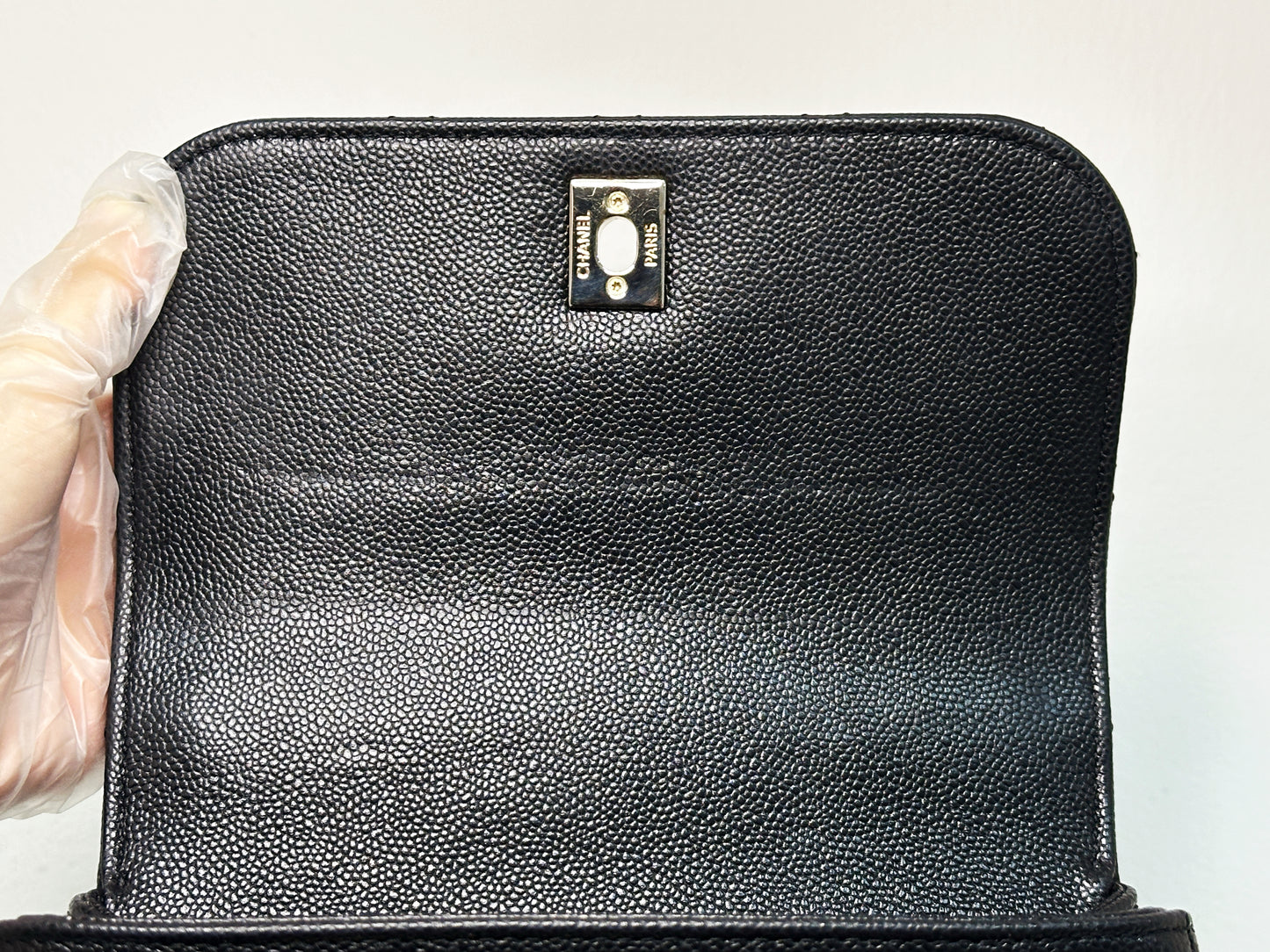 Chanel Caviar Quilted Small Business Affinity Flap Black E04A microchip